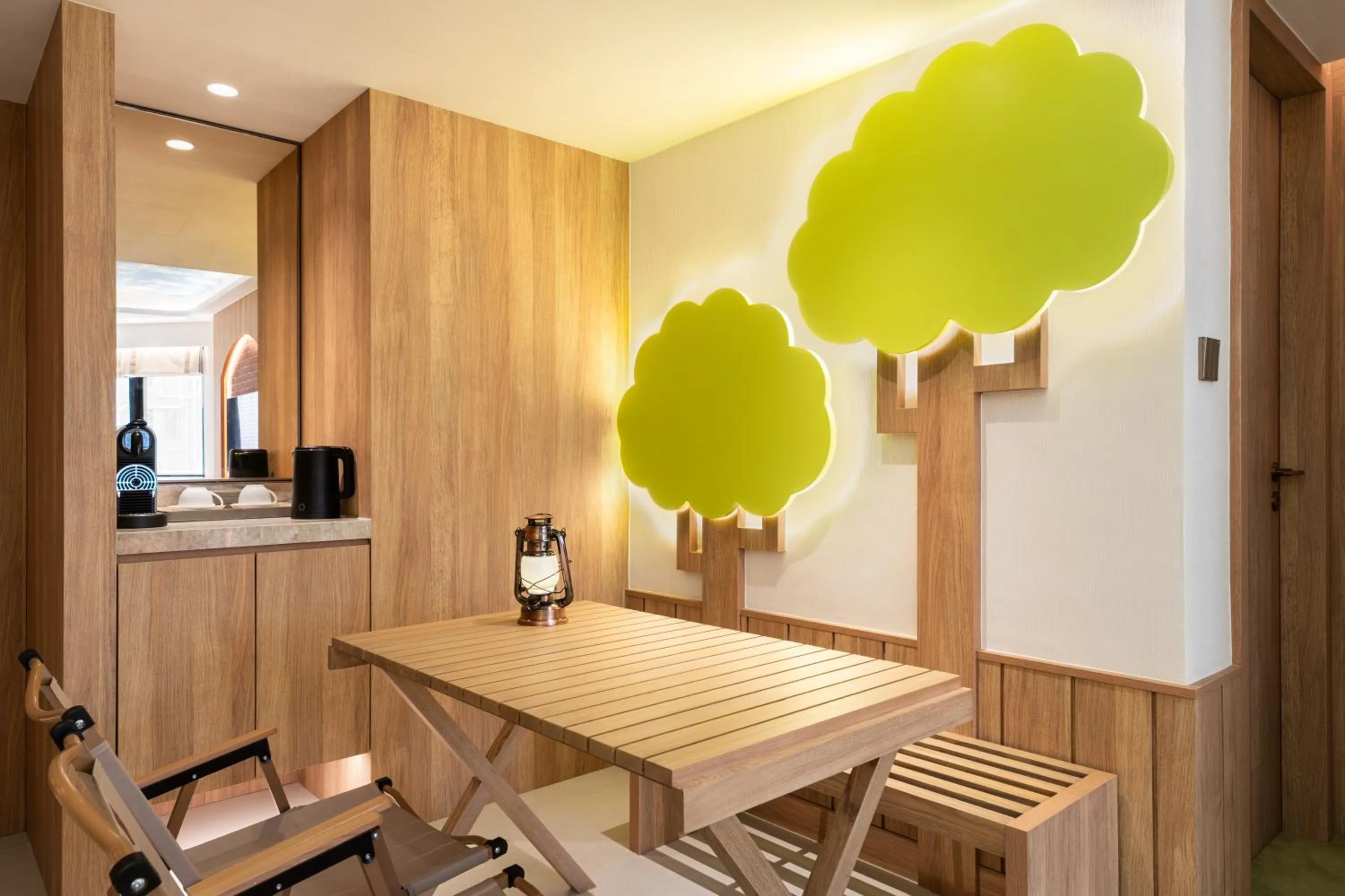 Dining area in The Kimberley Hotel