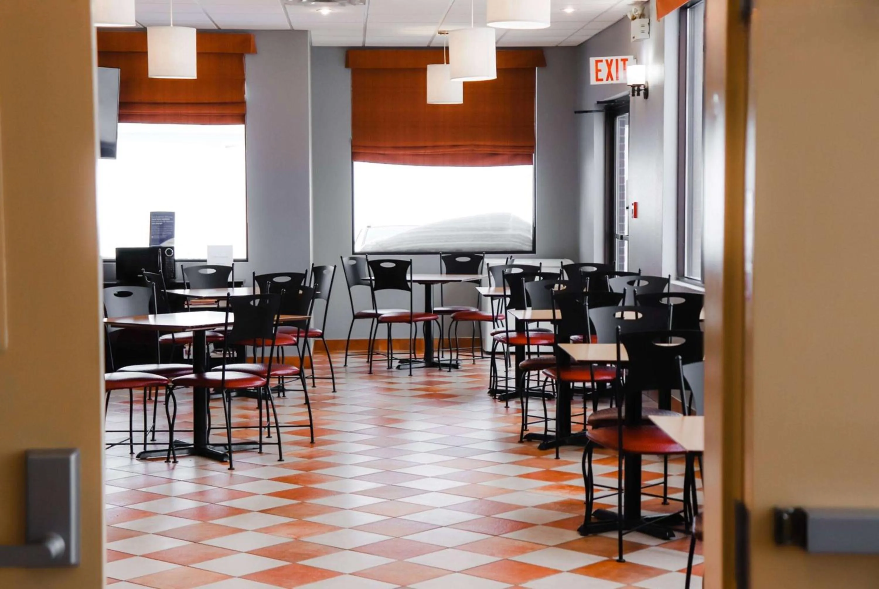 Property building in Super 8 by Wyndham Campbellton NB