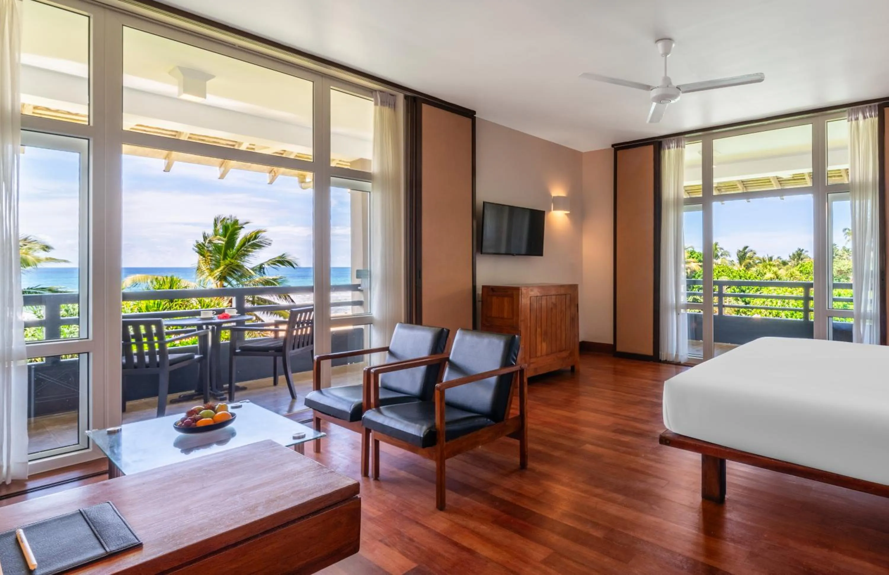 Bed in Heritance Ahungalla