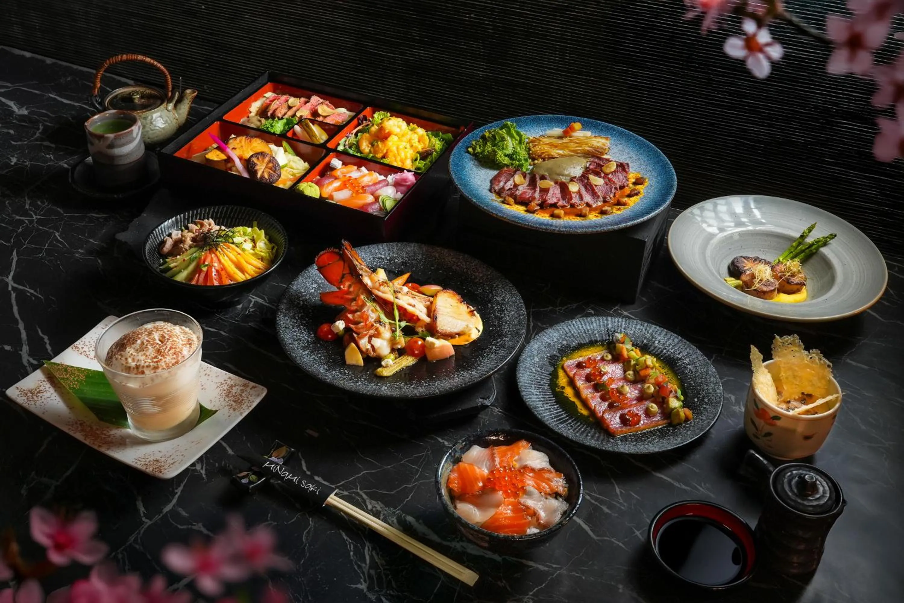 Restaurant/places to eat in Astoria Plaza