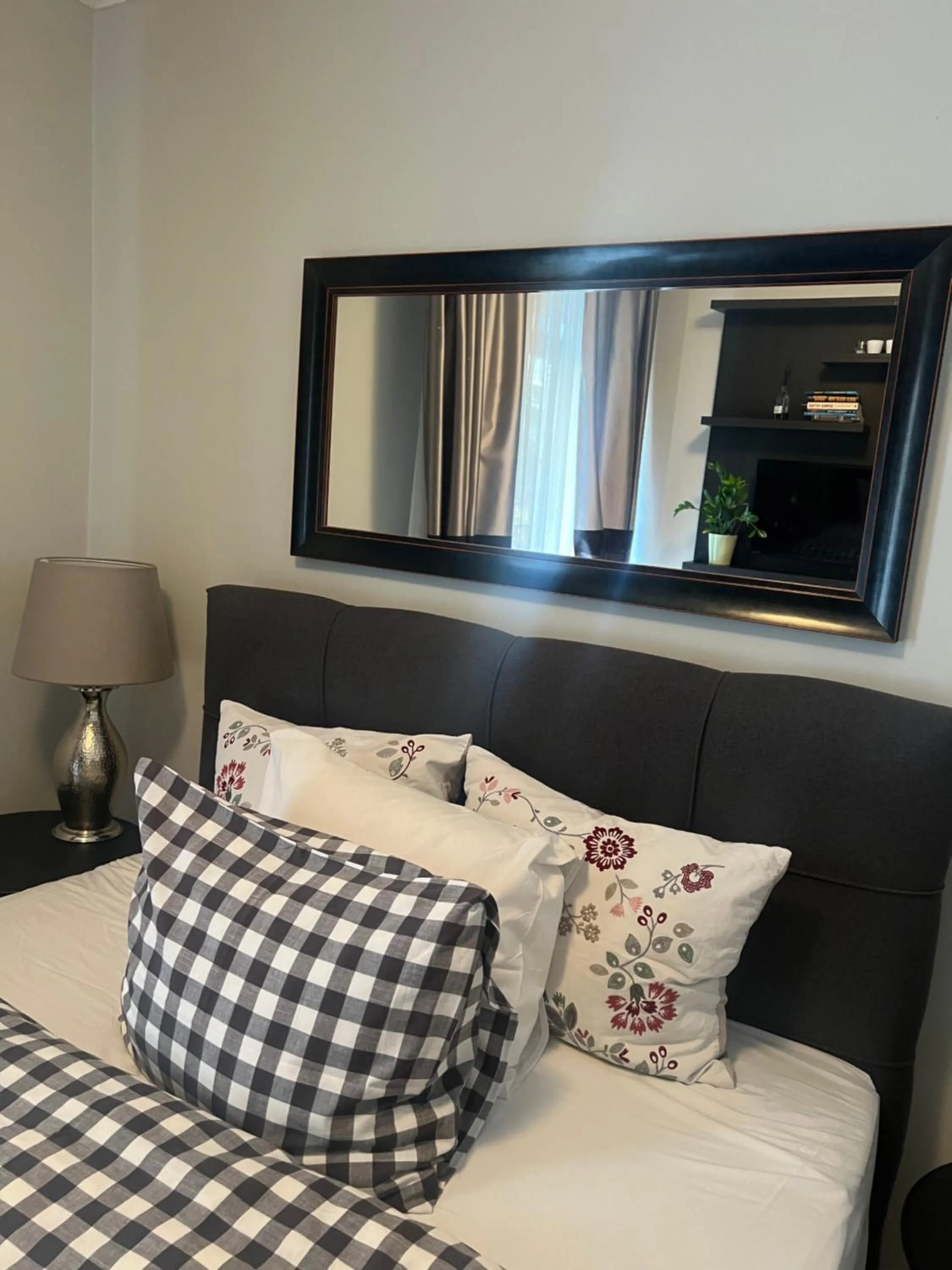 Apartment D-22