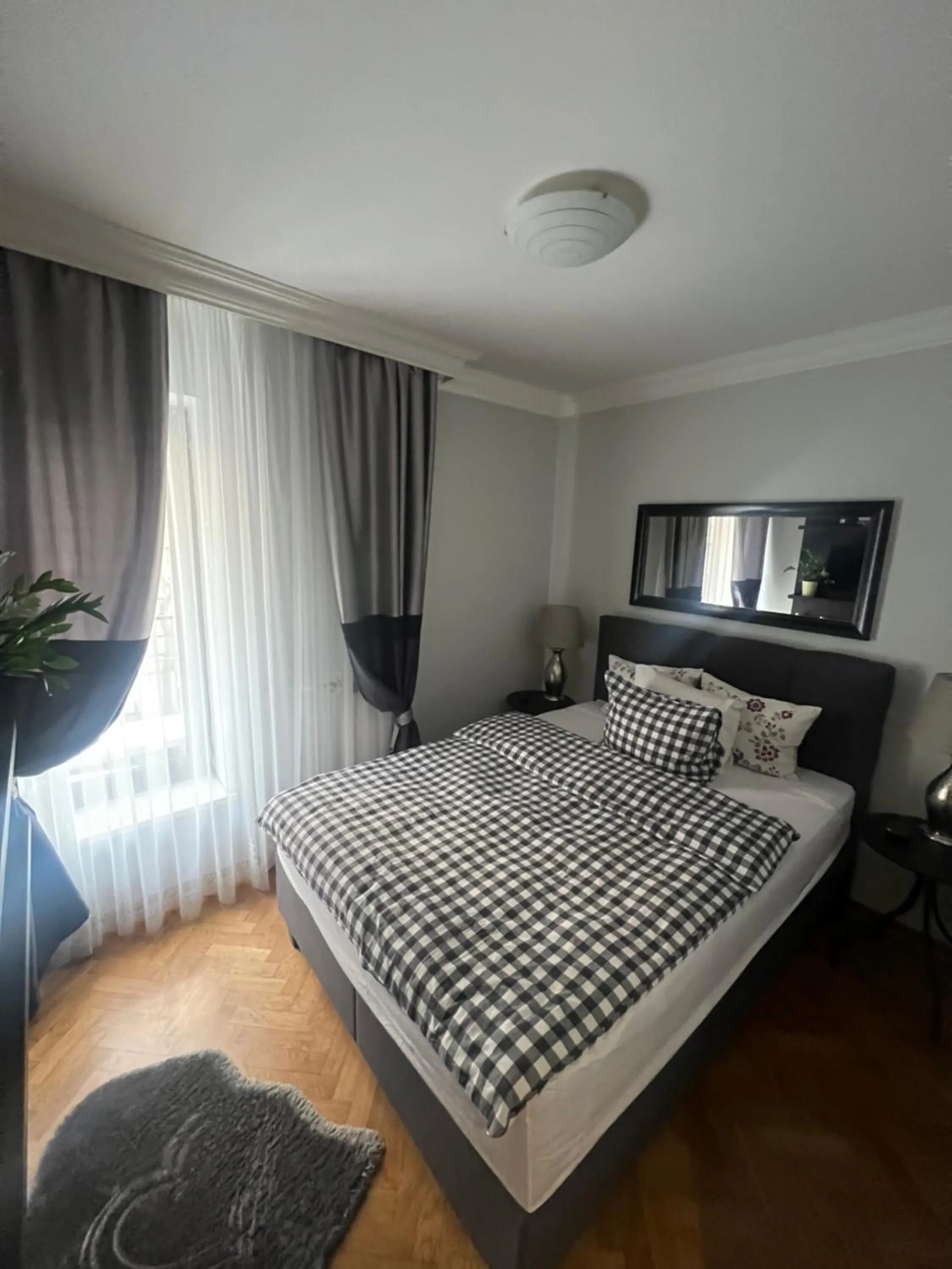 Apartment D-22