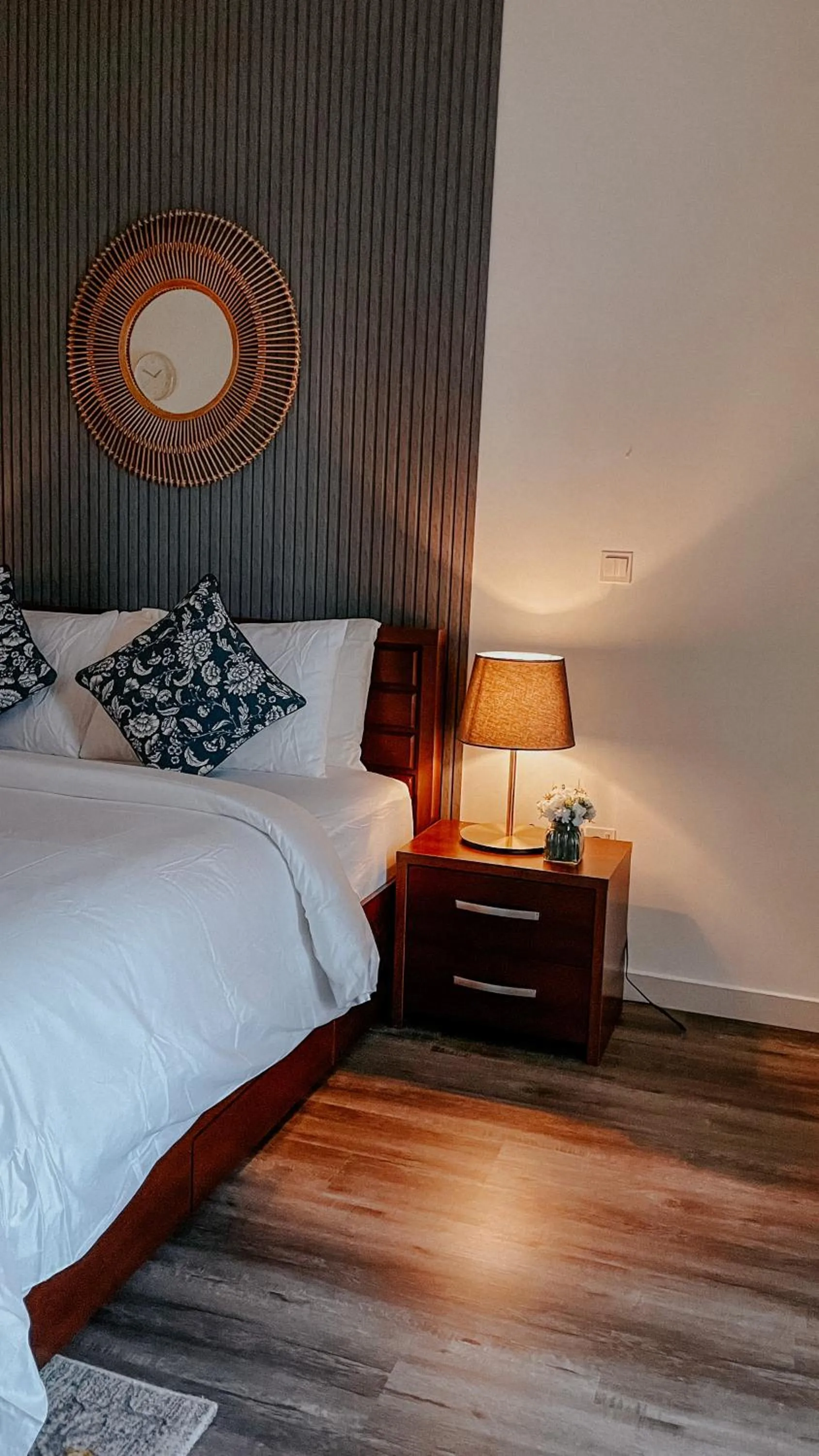 Bedroom in Mina AlFajer Apartments