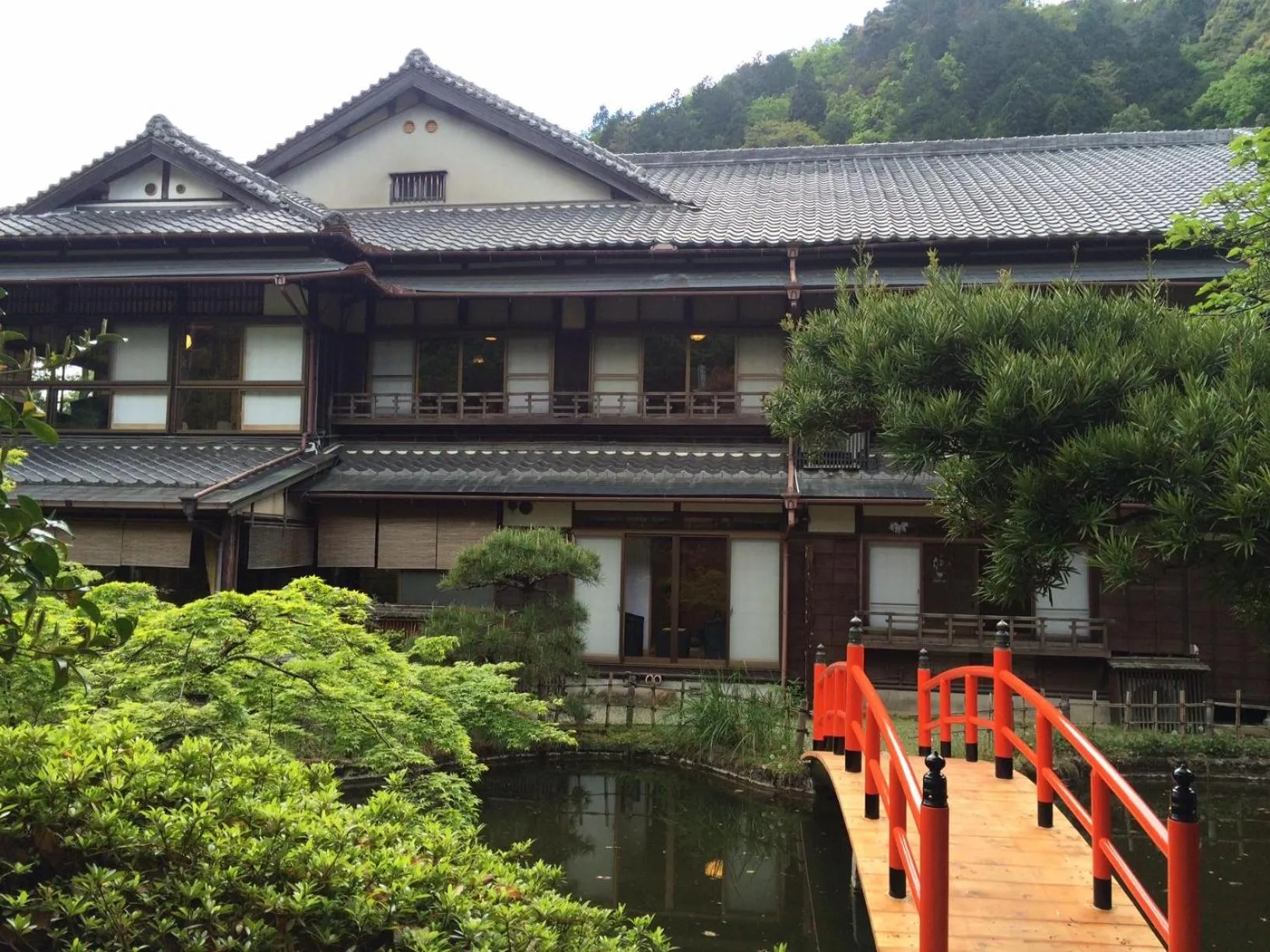 Property building in Nanten-En