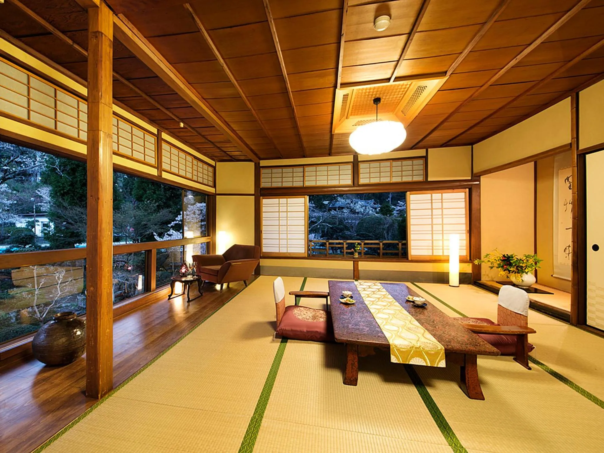 Photo of the whole room in Nanten-En