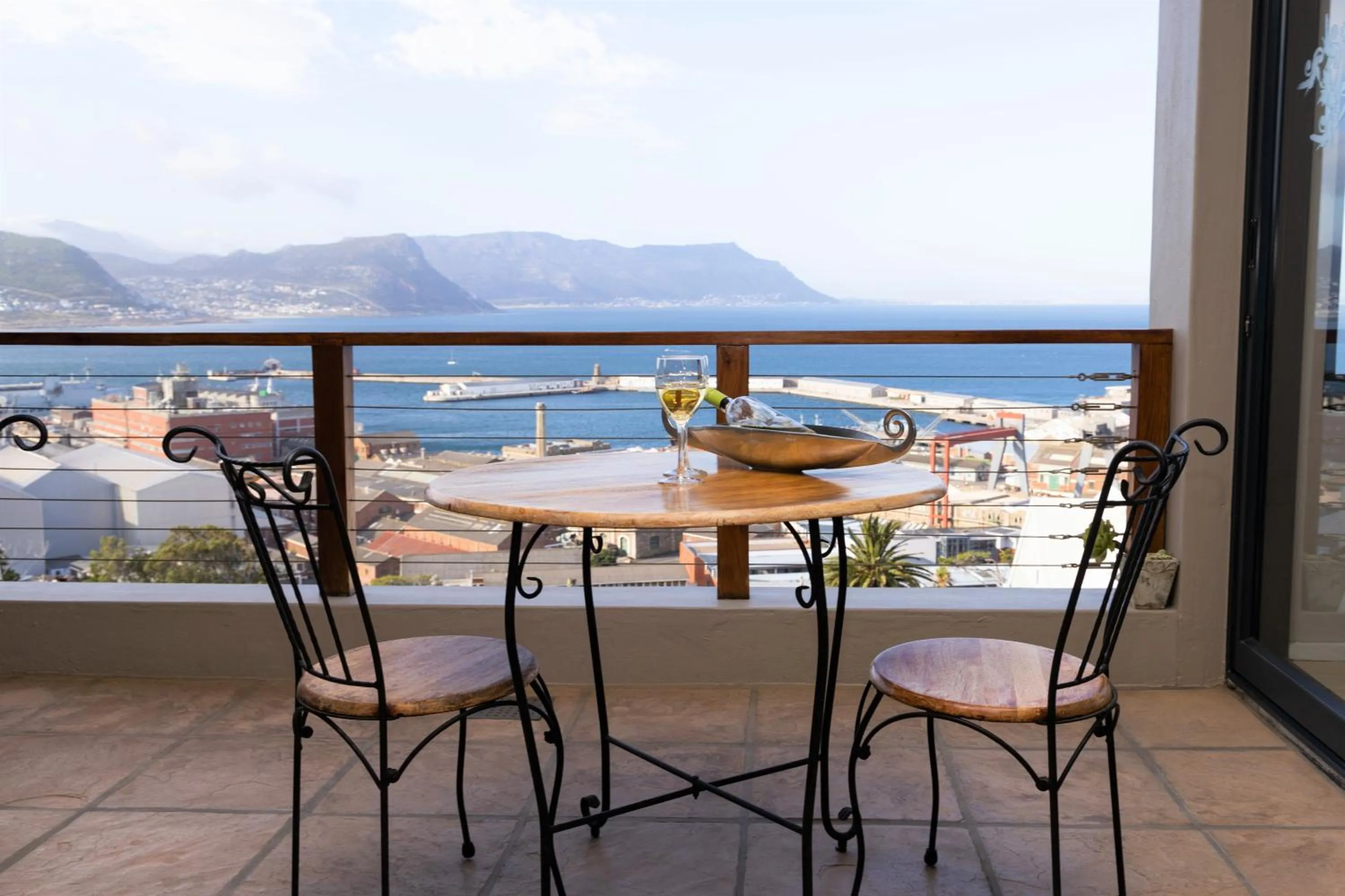 Balcony/Terrace in Mariner Guesthouse & Villa