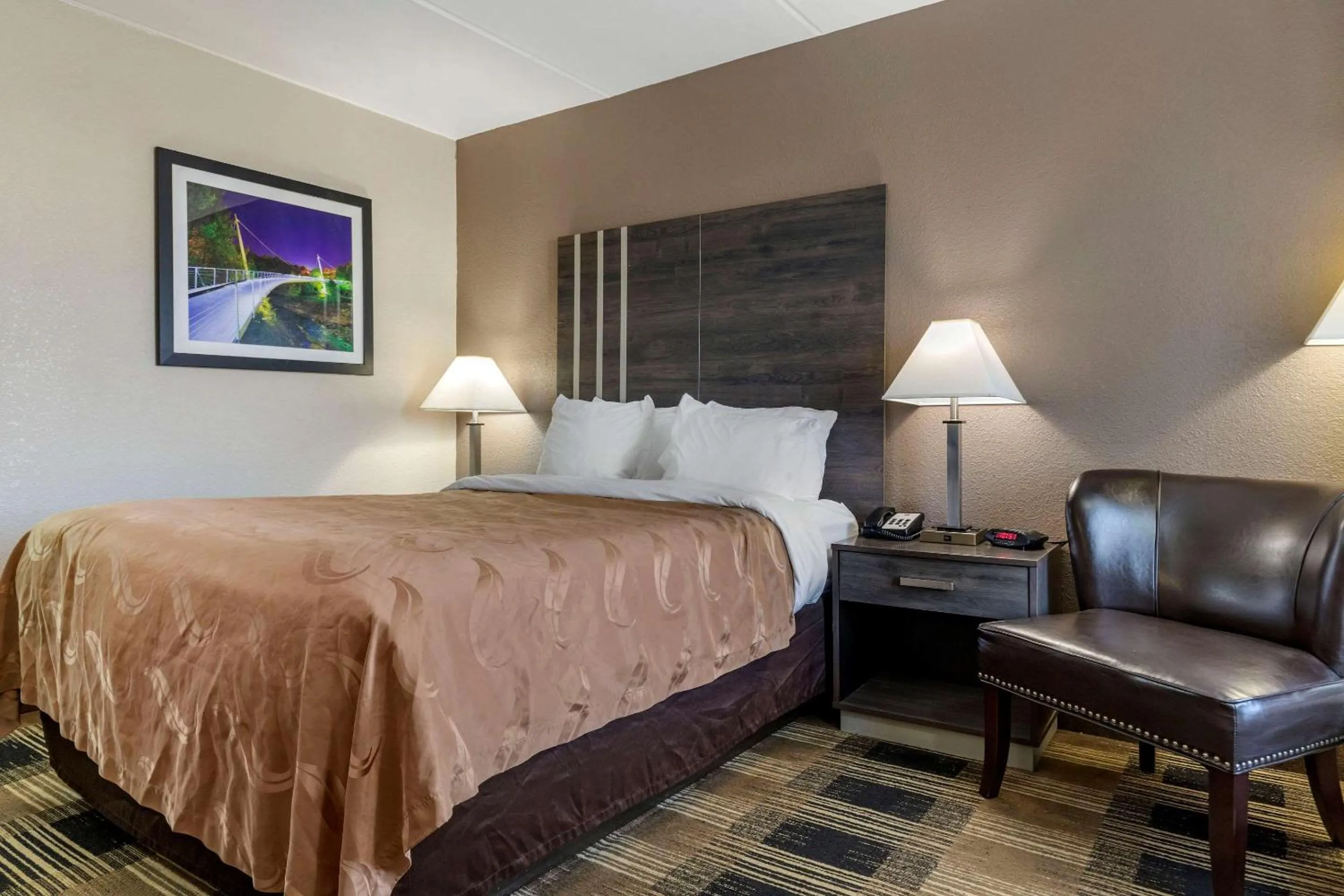 Bedroom, Bed in Quality Inn Duncan Spartanburg West