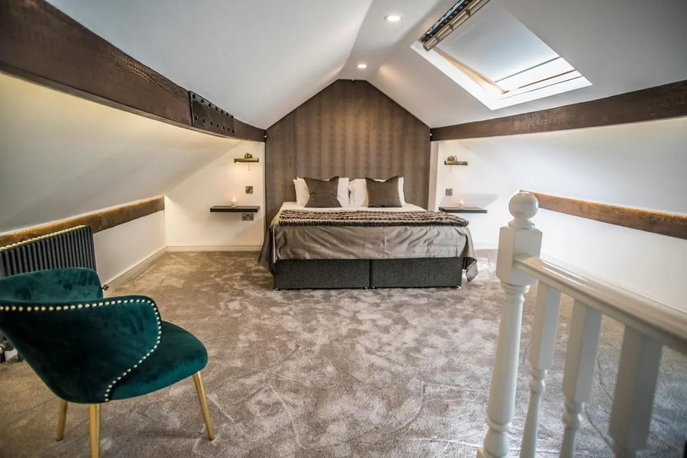 Photo of the whole room, Bed in Arthur's Bar & Accommodation