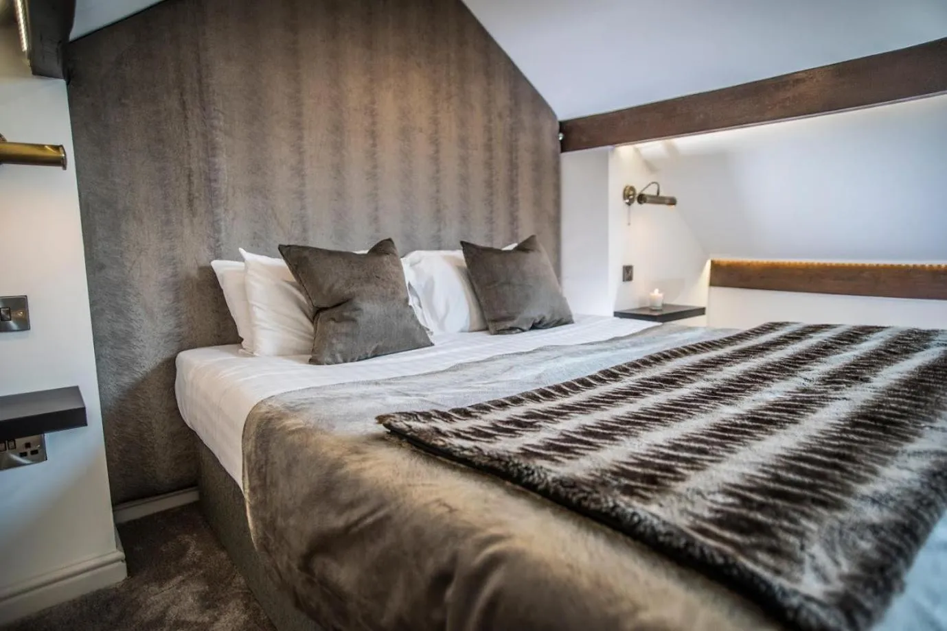 Bed in Arthur's Bar & Accommodation