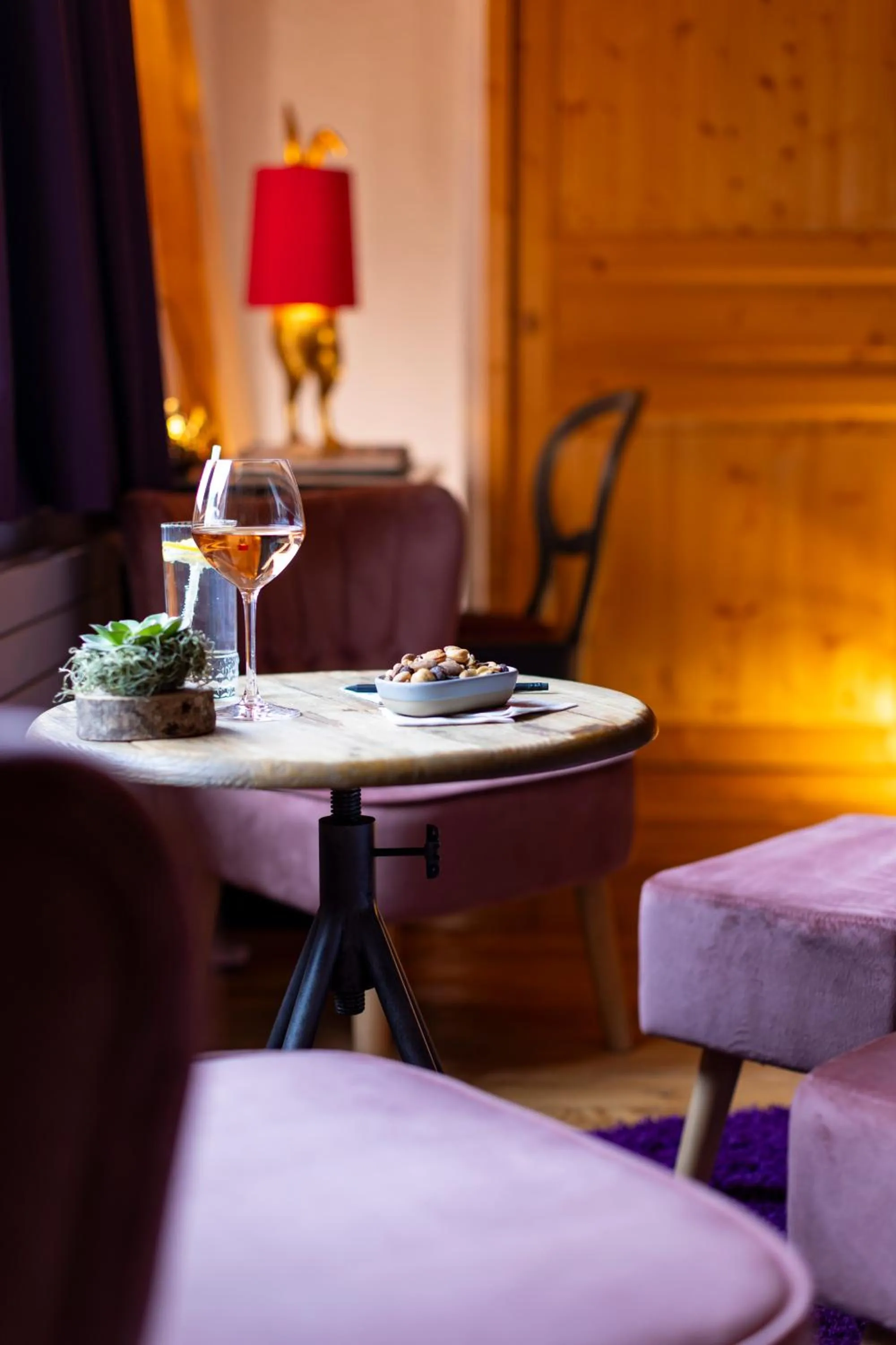 Decorative detail in Hôtel Courcheneige