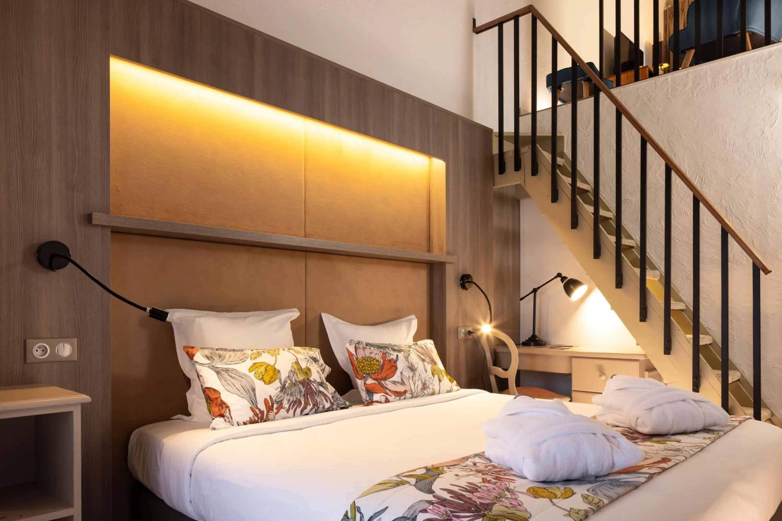 Bedroom, Bed in Hôtel Courcheneige