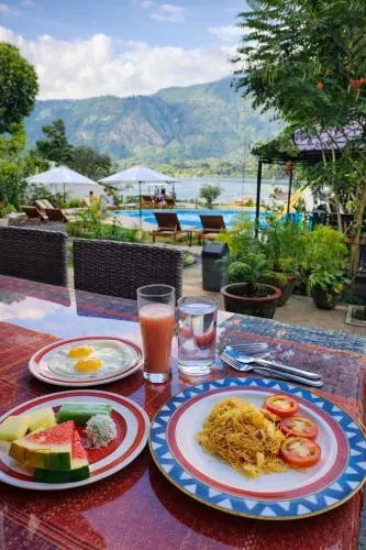 Zoé’s Paradise Waterfront Hotel