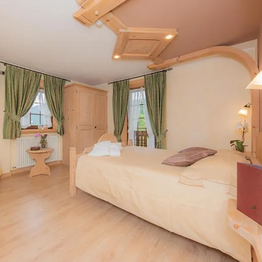 Bed in Hotel Capriolo