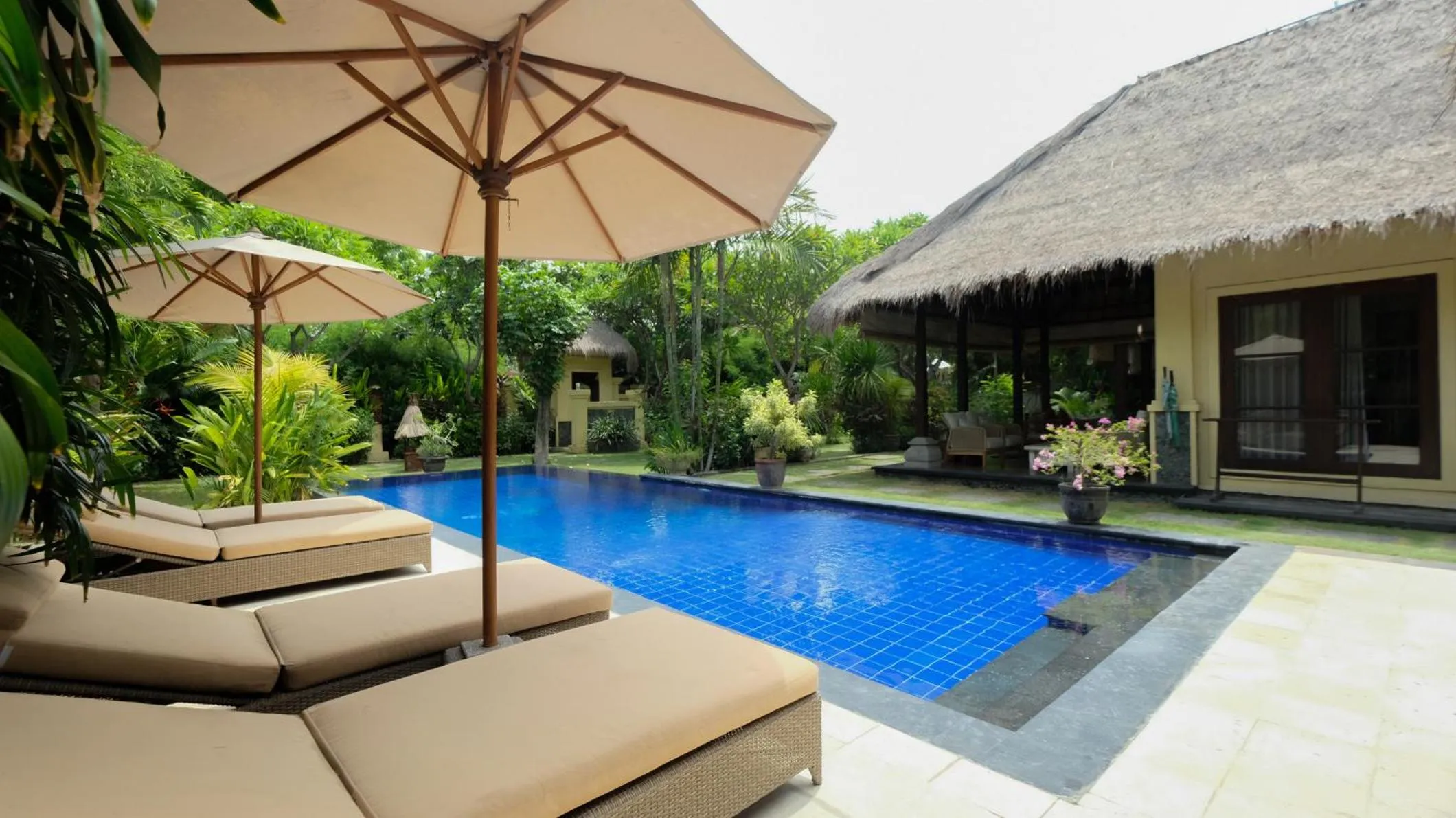 Swimming pool in Taman Sari Bali Resort and Spa