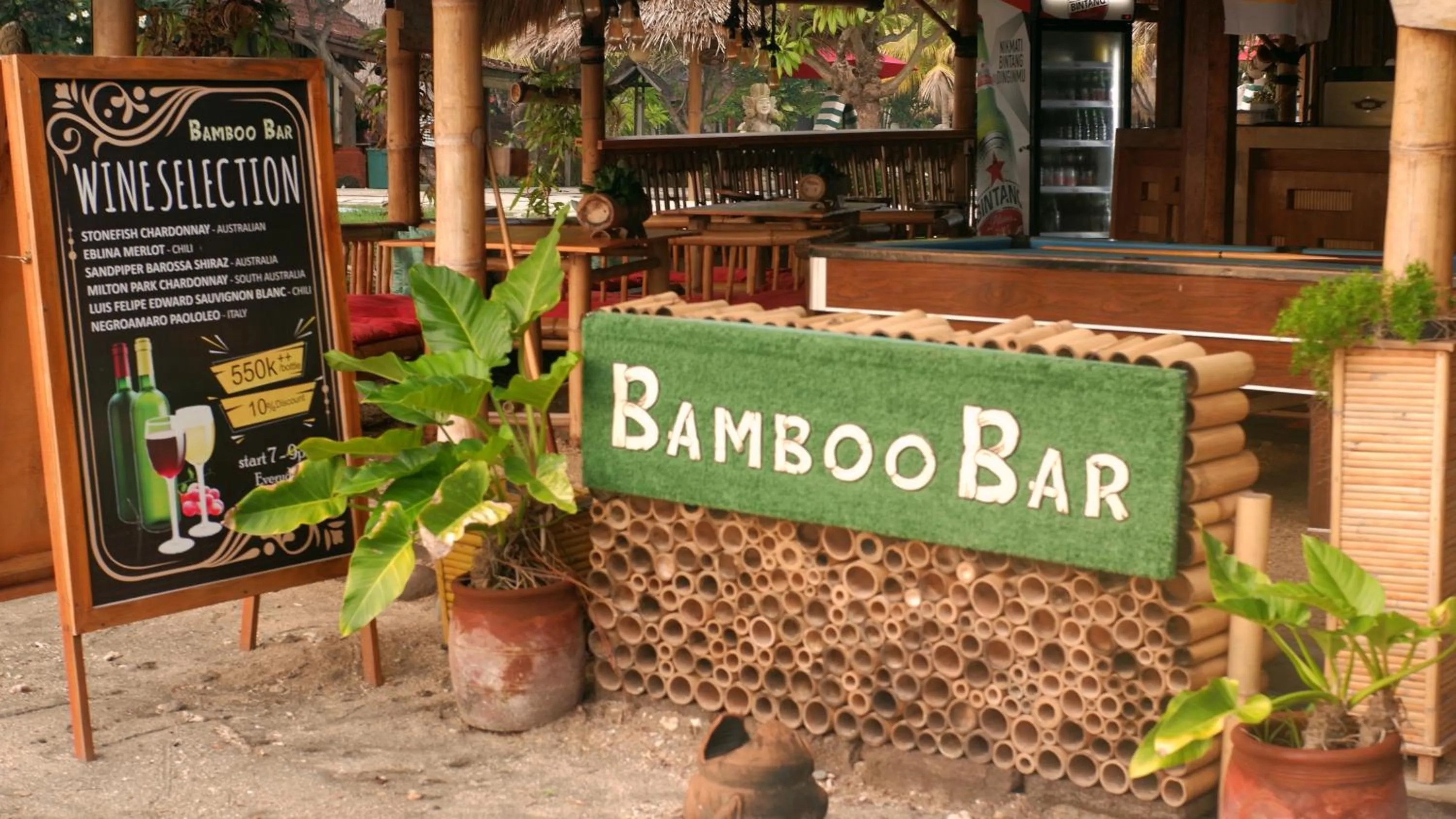 Lounge or bar in Taman Sari Bali Resort and Spa