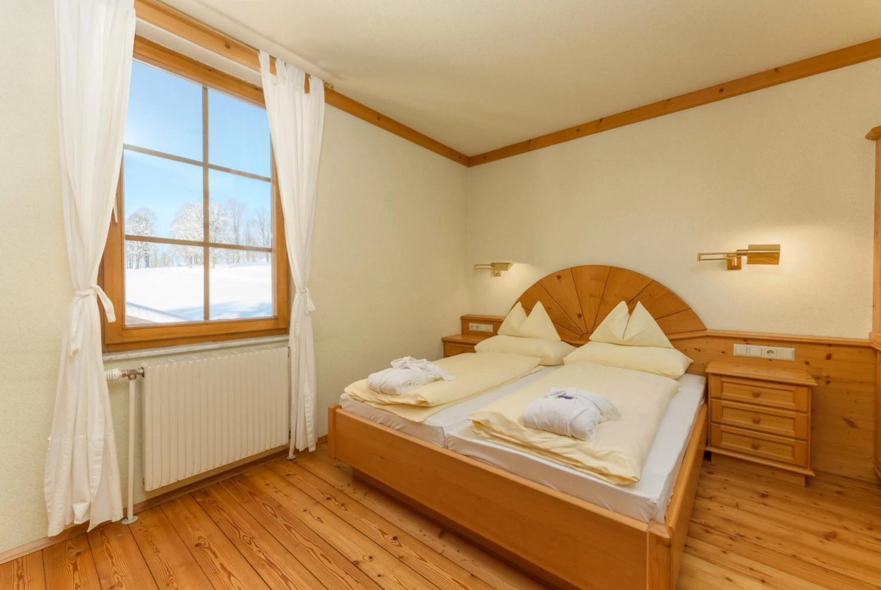 Photo of the whole room, Bed in Hotel Ramsauhof Pool & Wellness Breakfast & Light Dinner Buffet