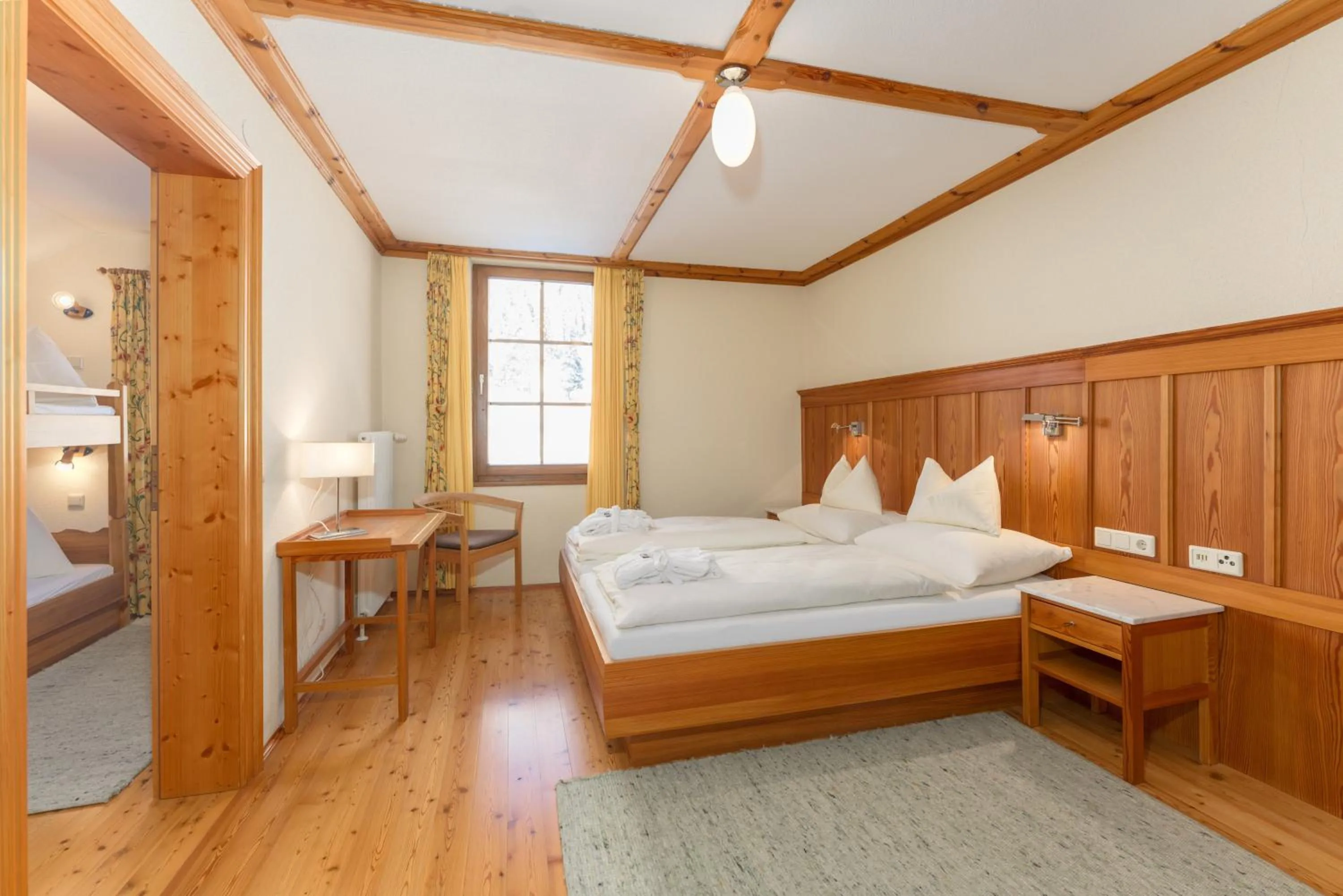 Photo of the whole room, Bed in Hotel Ramsauhof Pool & Wellness Breakfast & Light Dinner Buffet