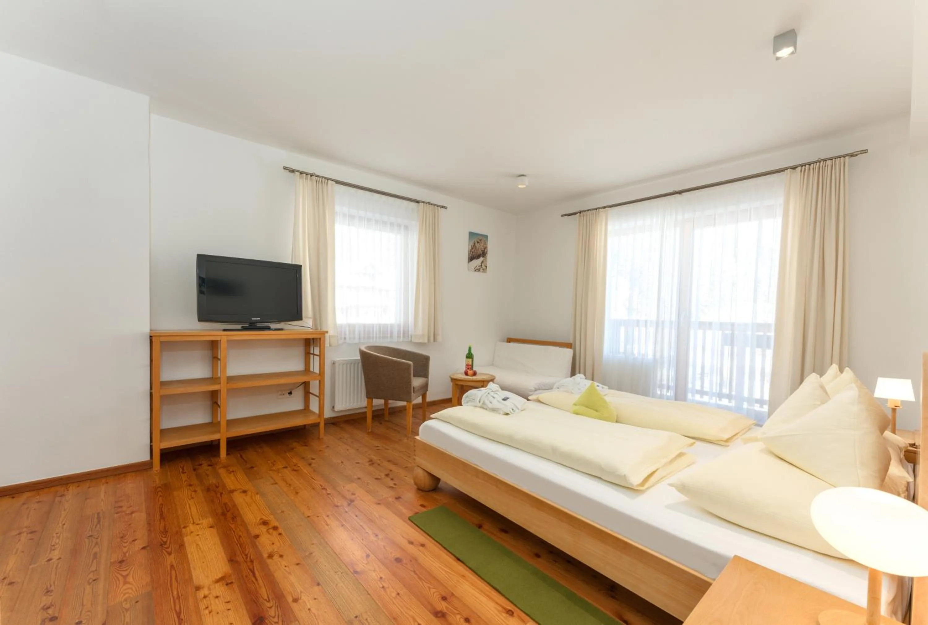 Photo of the whole room, Bed in Hotel Ramsauhof Pool & Wellness Breakfast & Light Dinner Buffet