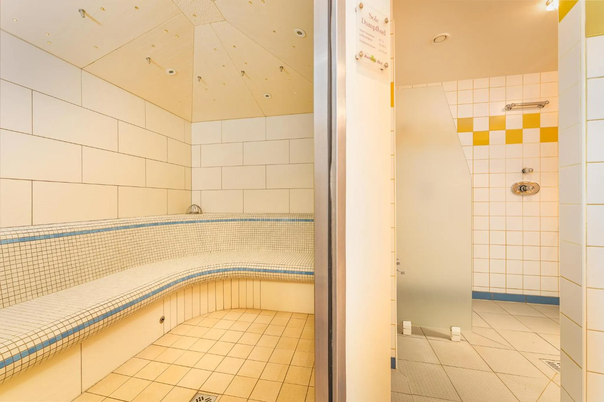 Steam room in Hotel Ramsauhof Pool & Wellness Breakfast & Light Dinner Buffet