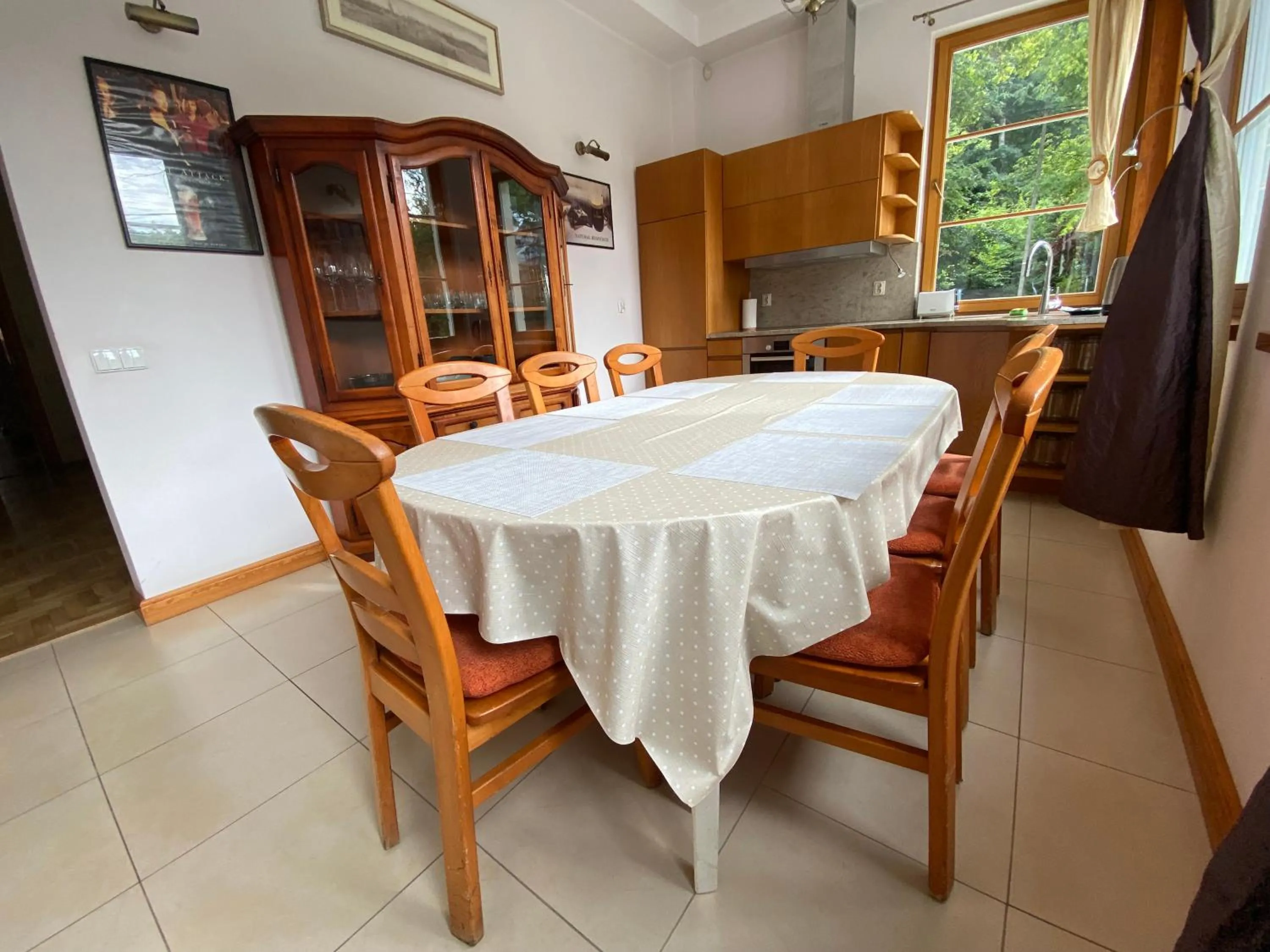 Dining area in Sopot Residence