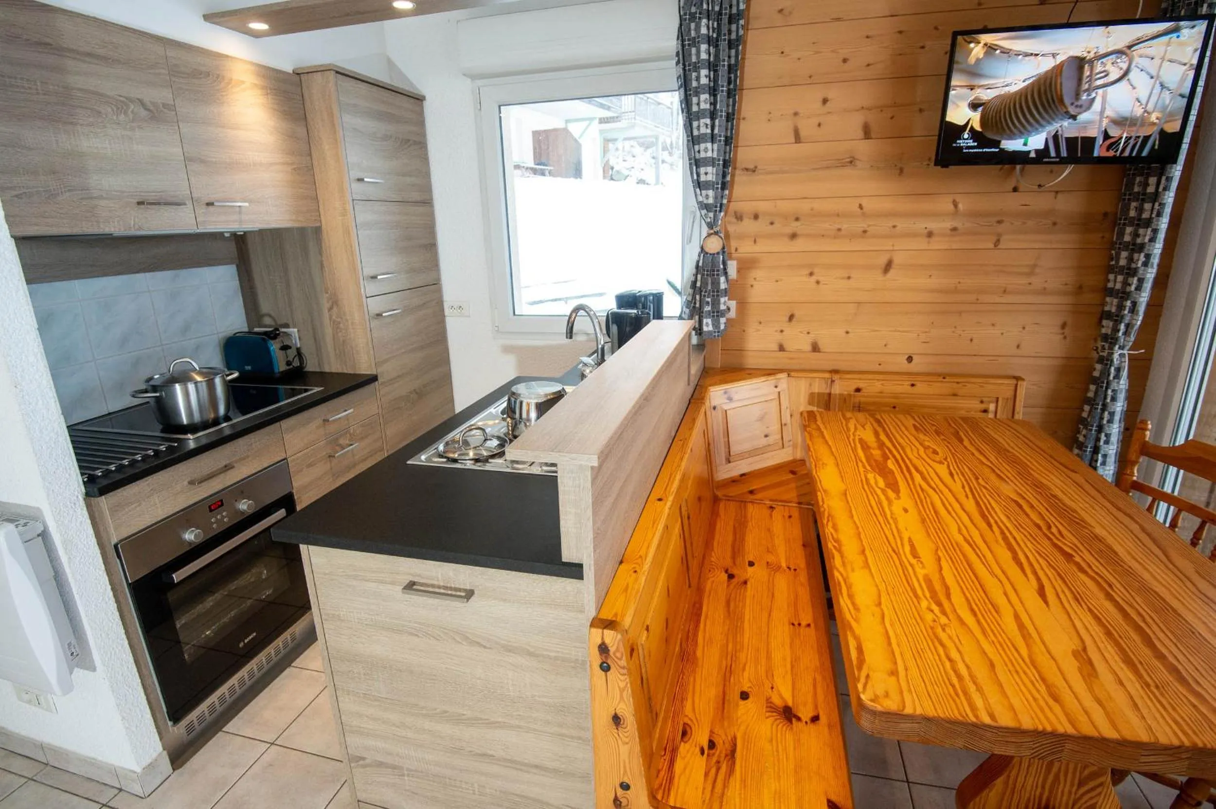 Kitchen or kitchenette in Les Adrets