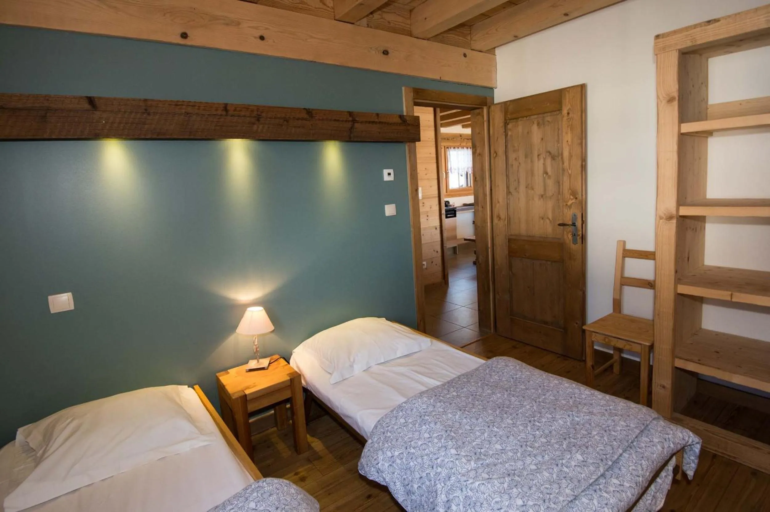 Photo of the whole room in Les Adrets