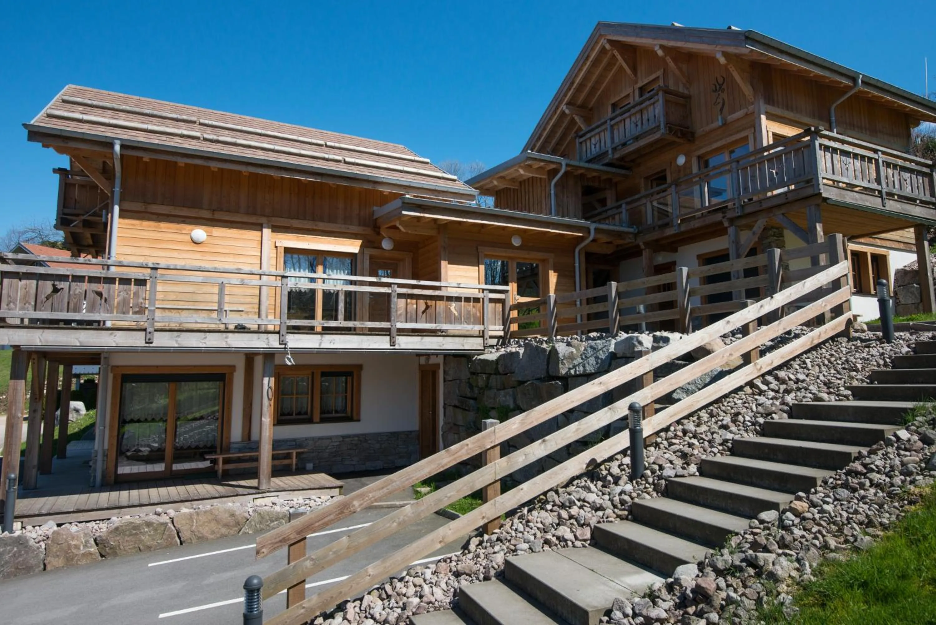 Property building in Les Adrets