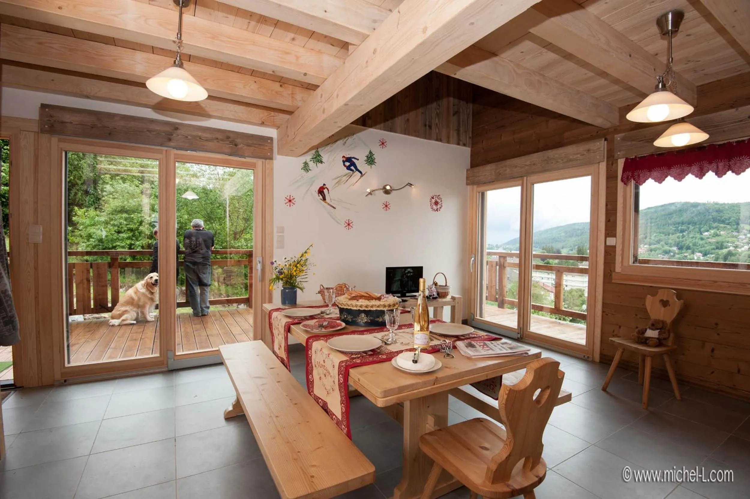 Photo of the whole room in Les Adrets