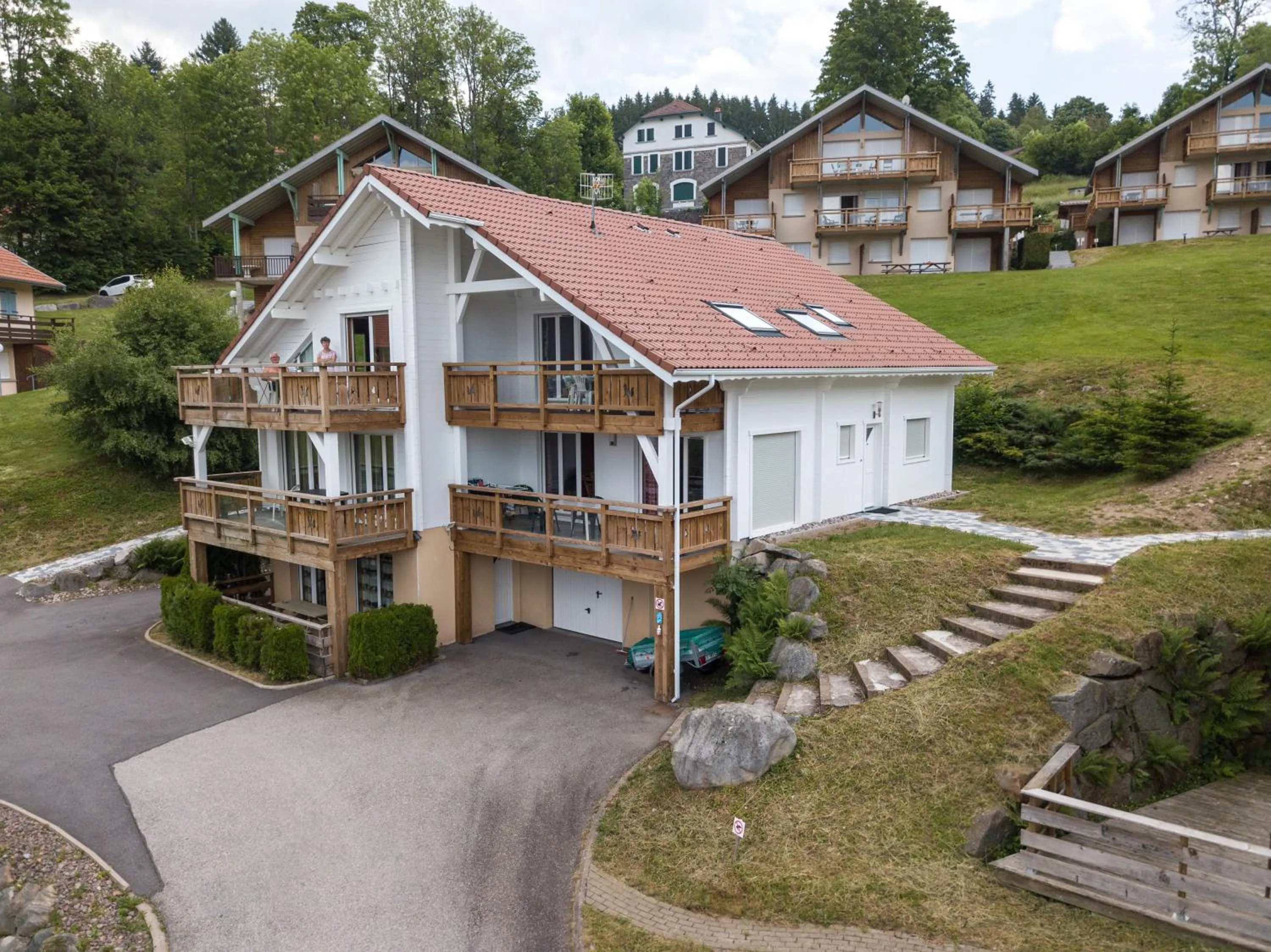 Property building in Les Adrets