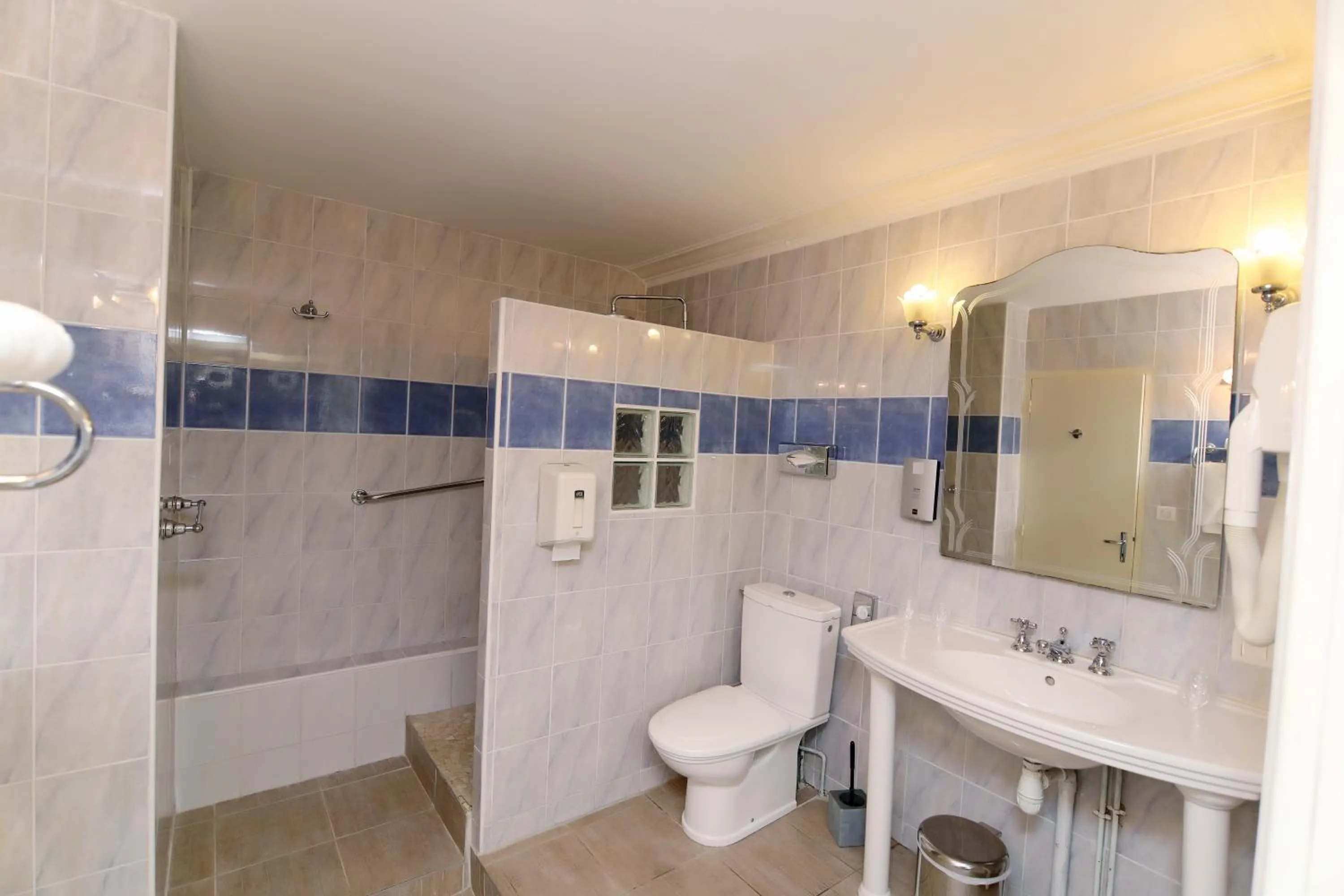 Hotel Les Pasteliers