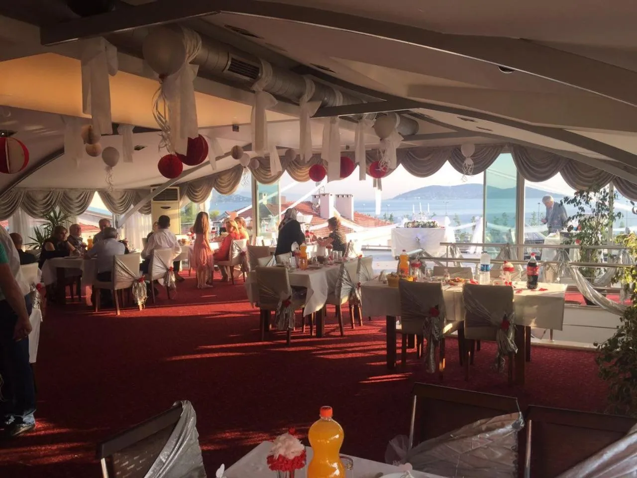 Lounge or bar in dragos island hotel