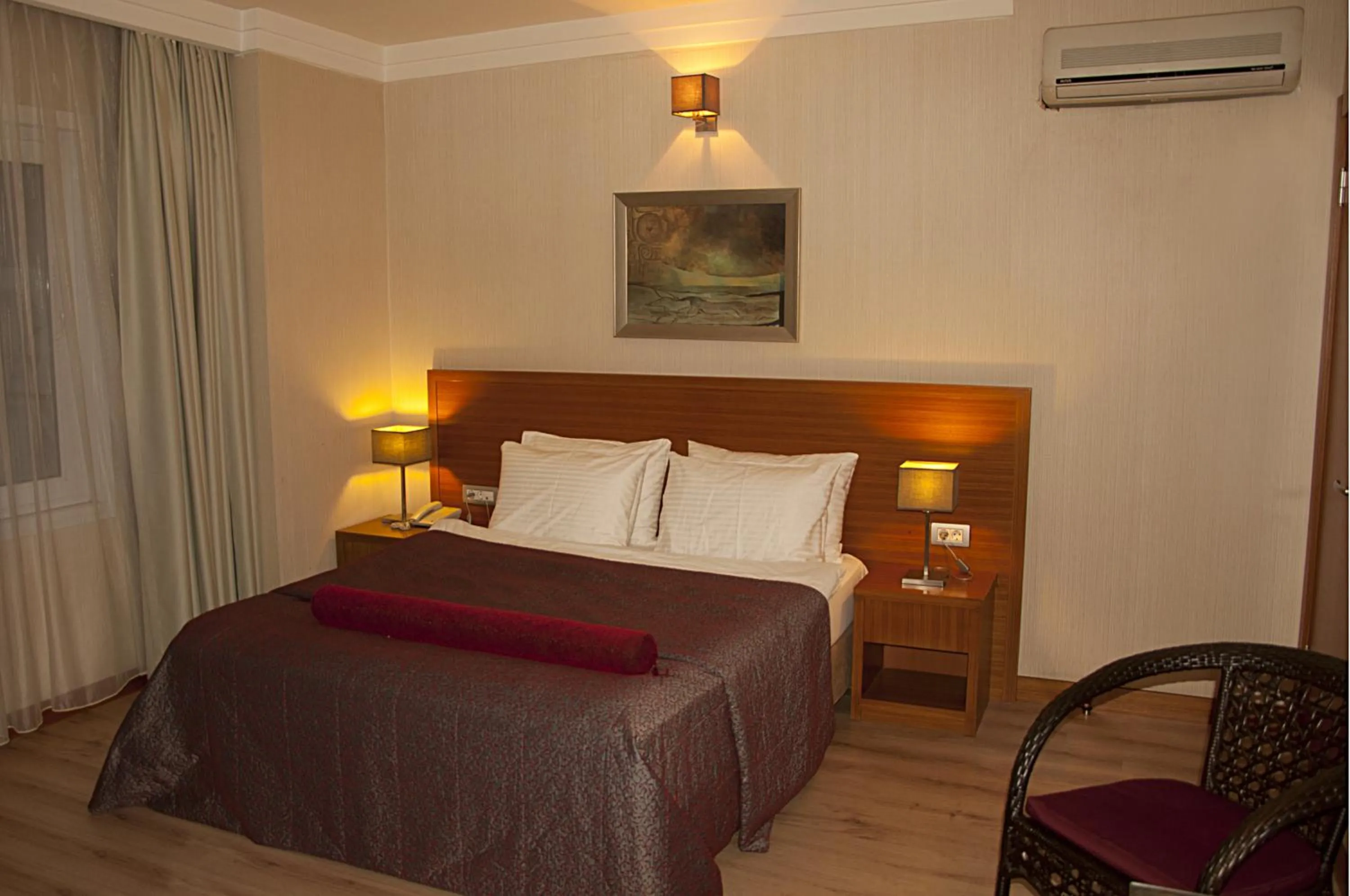 Decorative detail, Bed in dragos island hotel