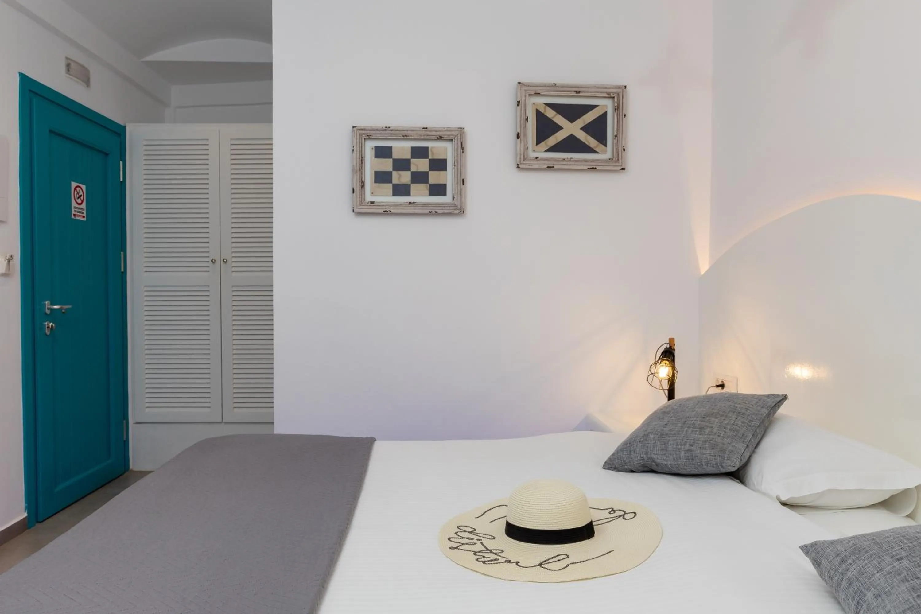 Bedroom, Bed in Nikolas Hotel