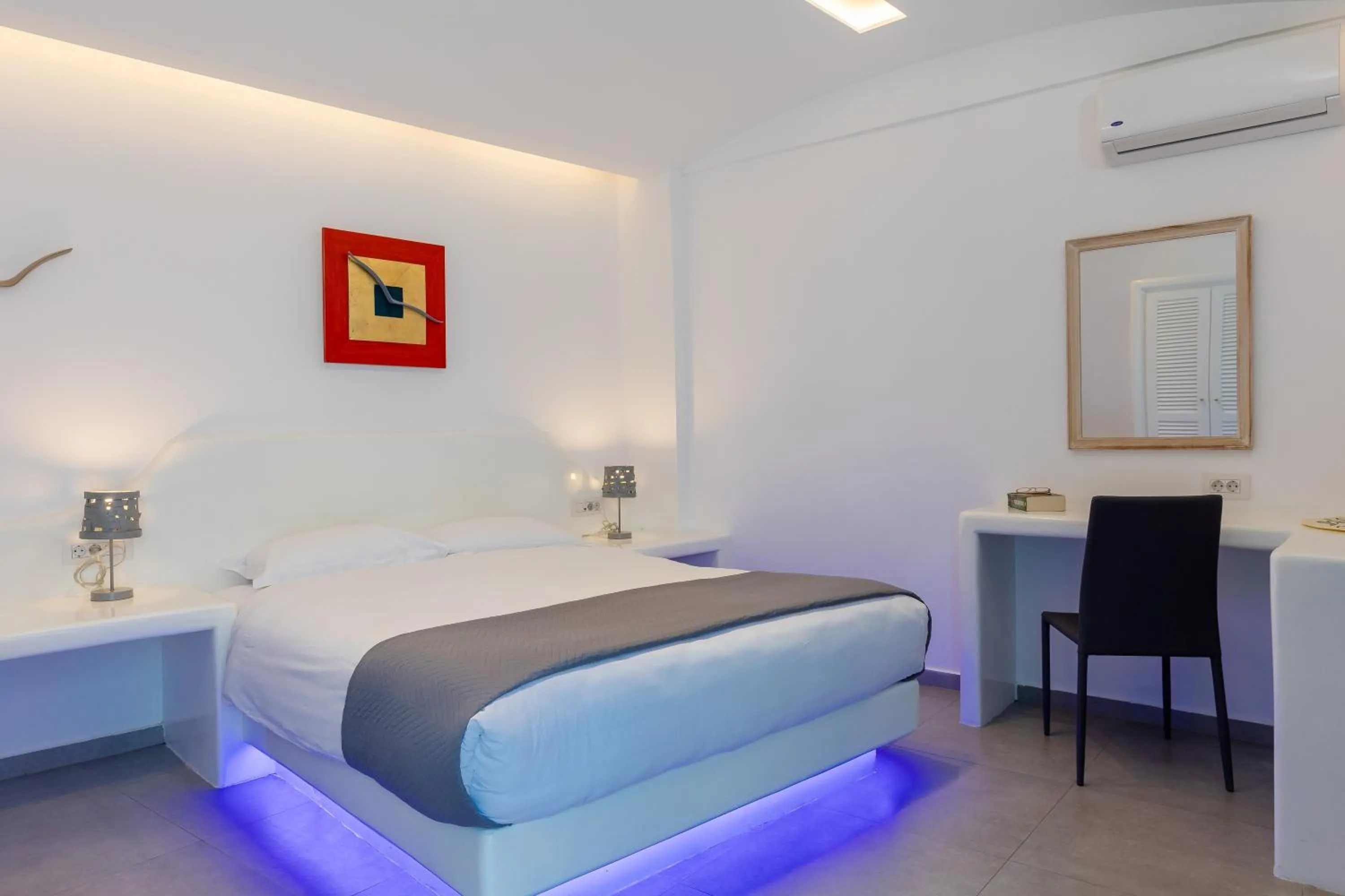 Bedroom, Bed in Nikolas Hotel