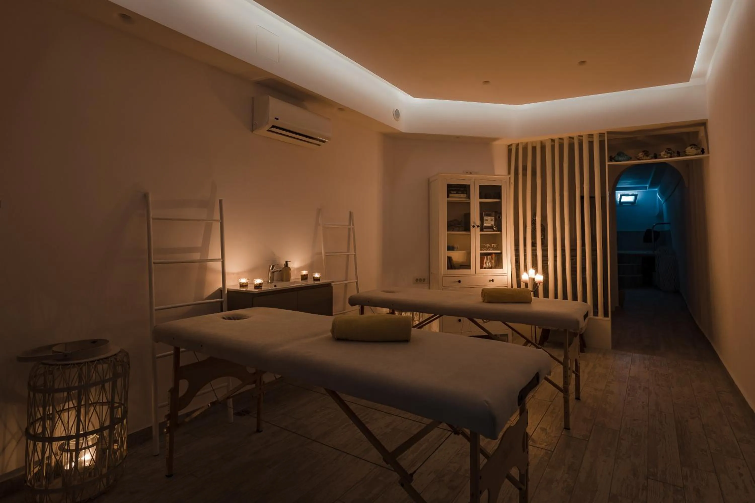 Massage in Nikolas Hotel