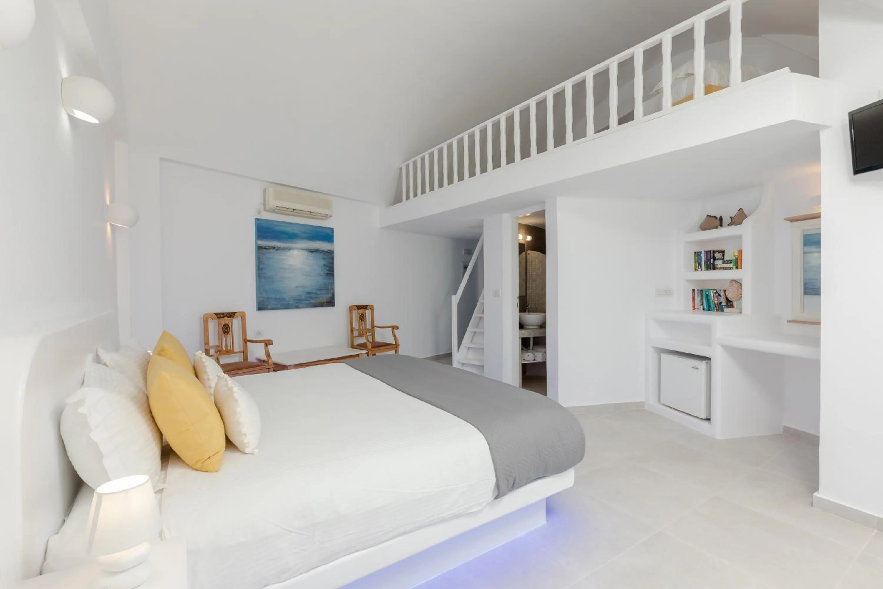 Bed in Nikolas Hotel