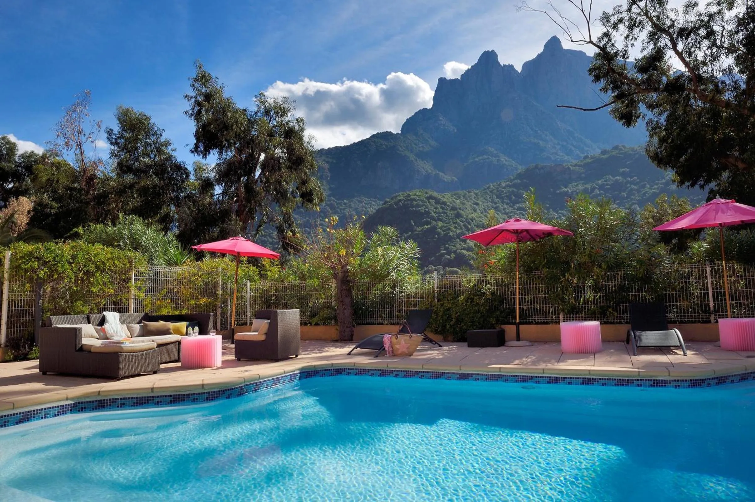 Garden in Logis Hotel Le Lonca