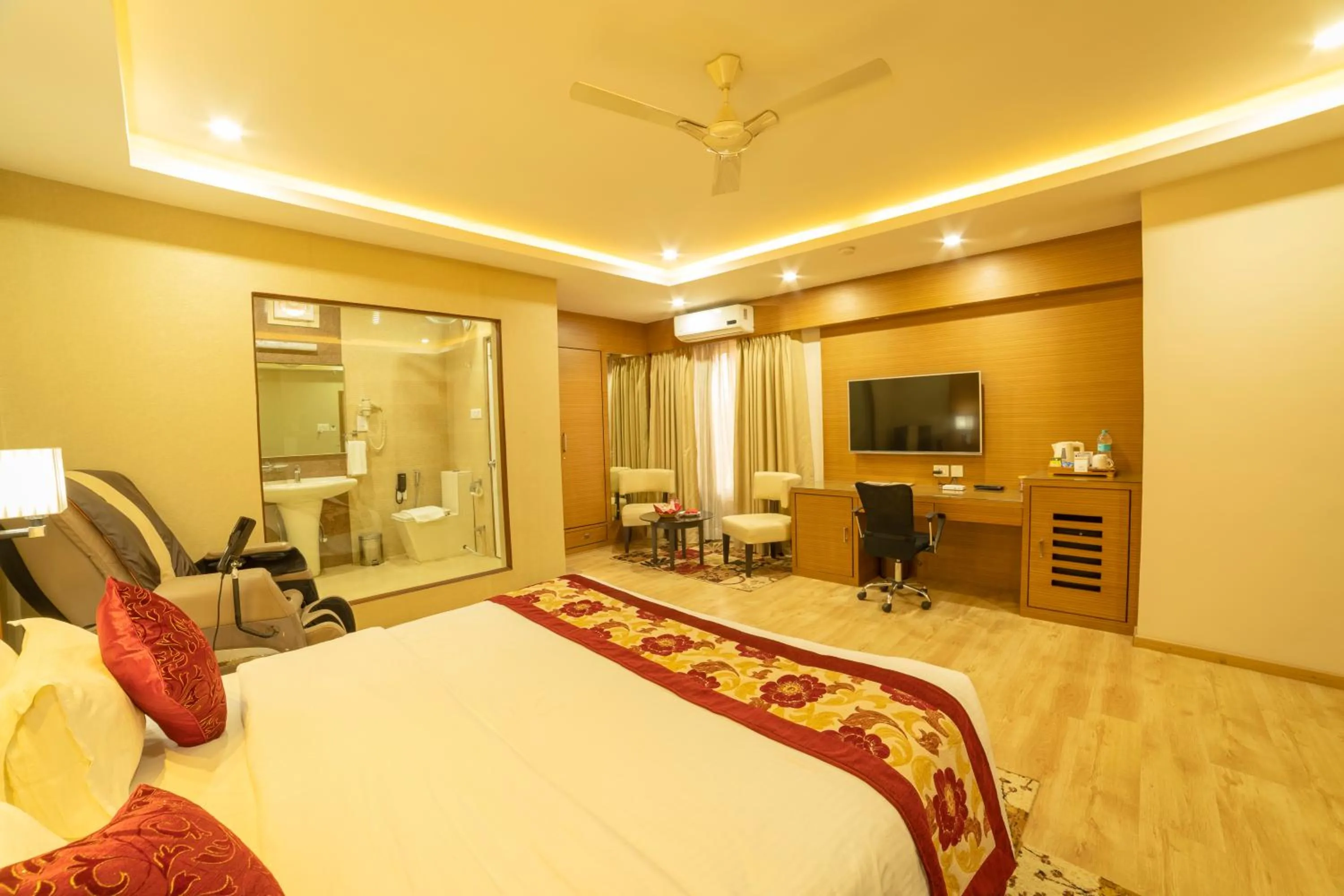 Bed in Hotel Harrison Palace