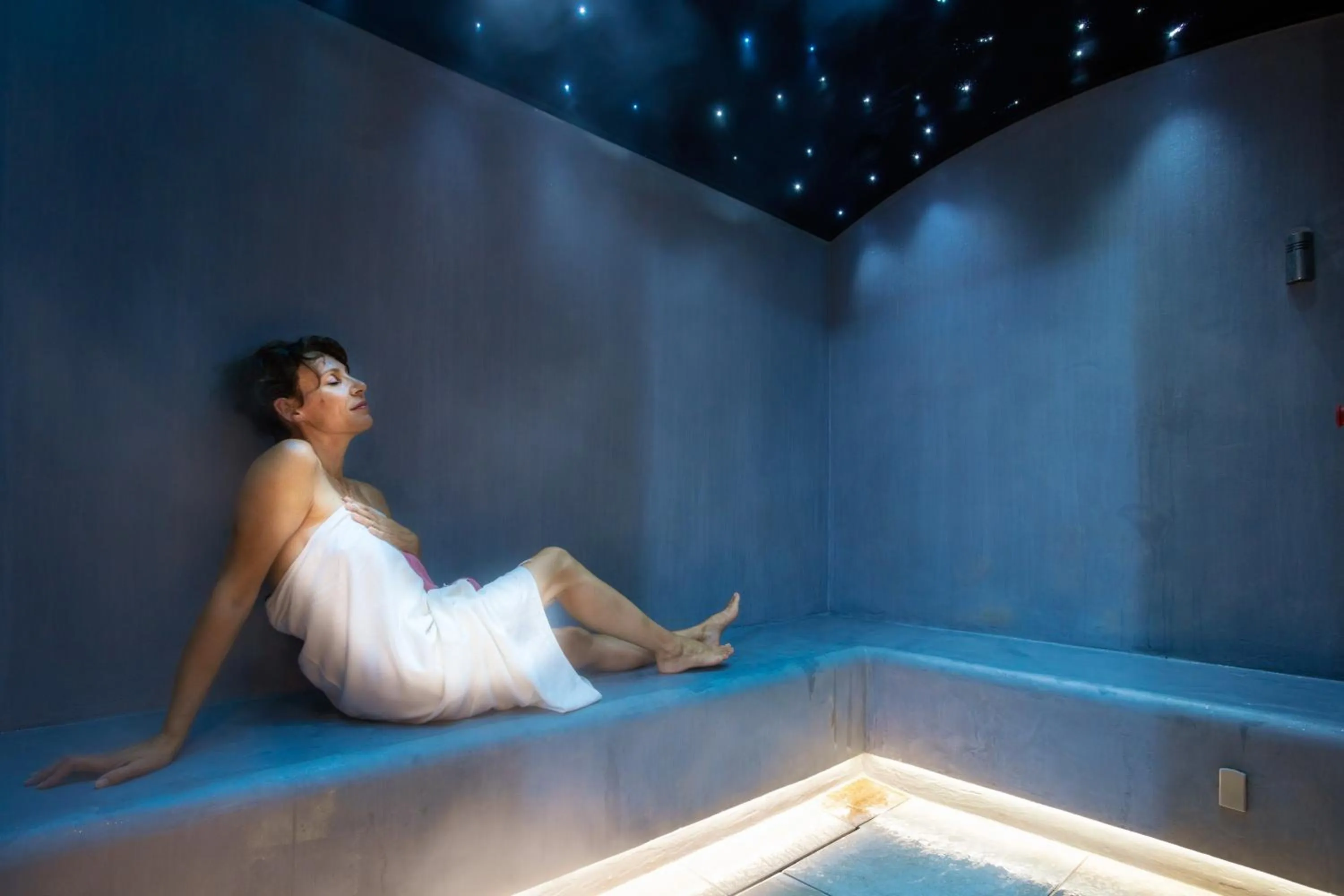 Steam room in Château De Siran - Hôtel & Spa