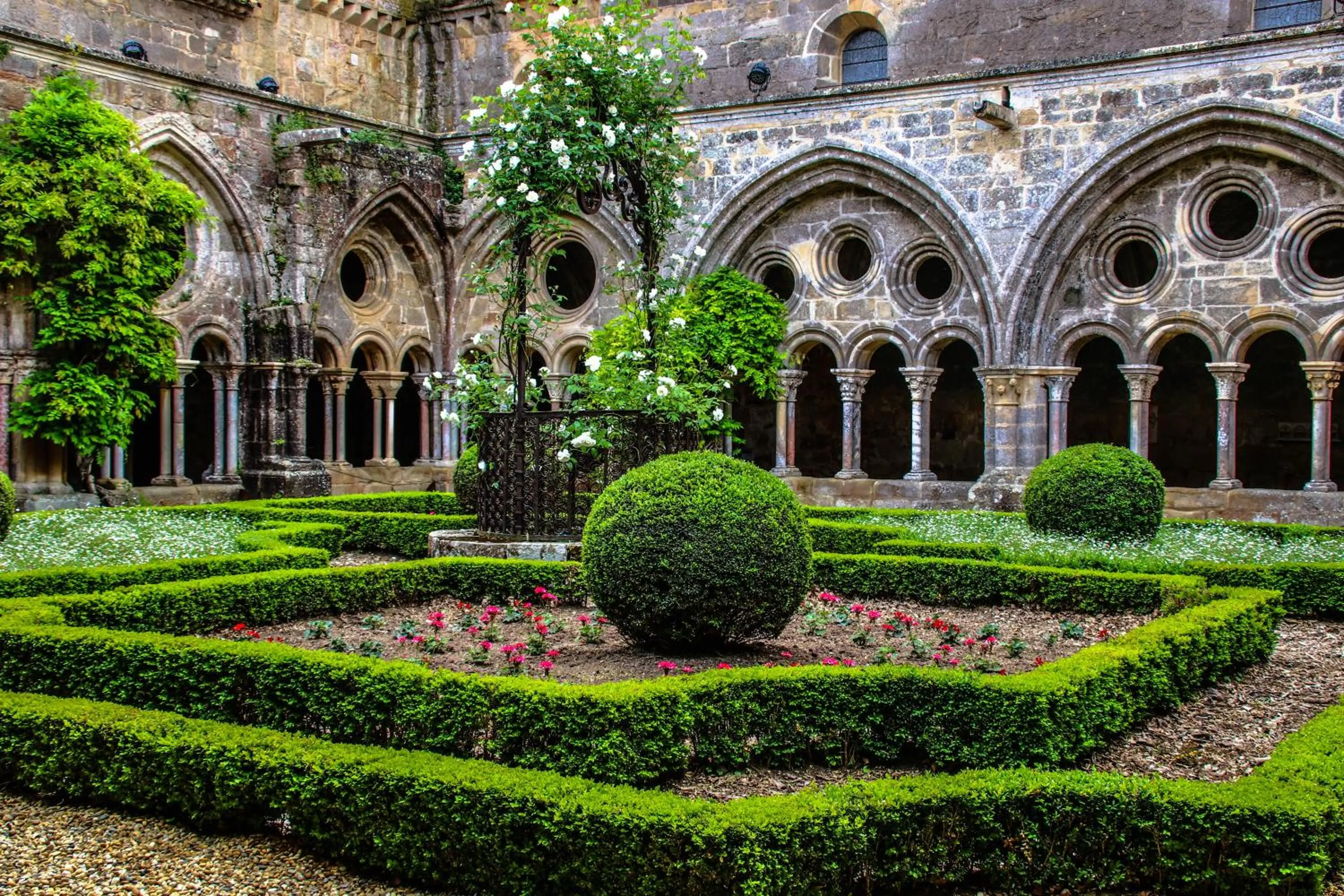 Natural landscape in Château De Siran - Hôtel & Spa