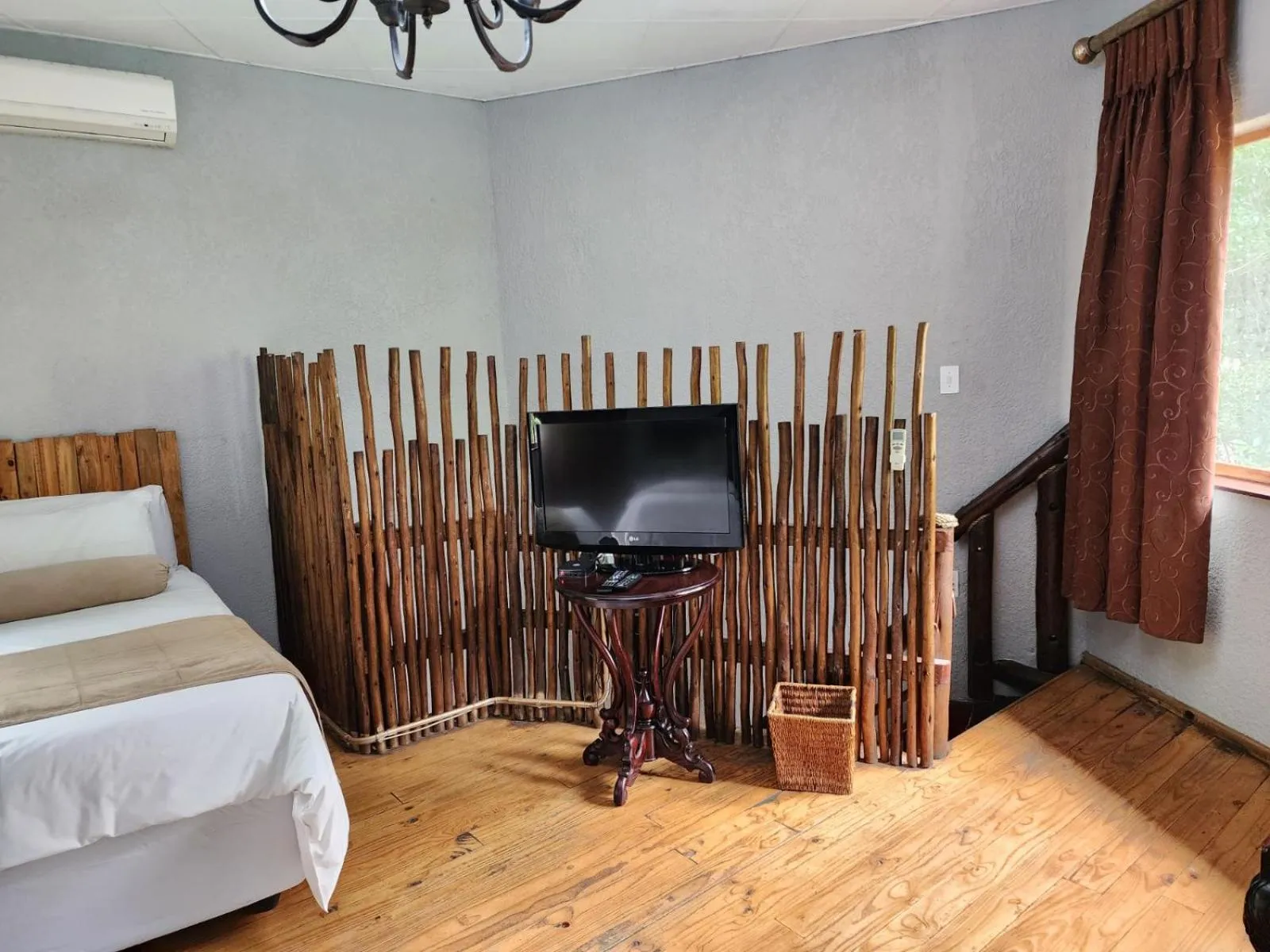 Bed in Goodnight Guest Lodge