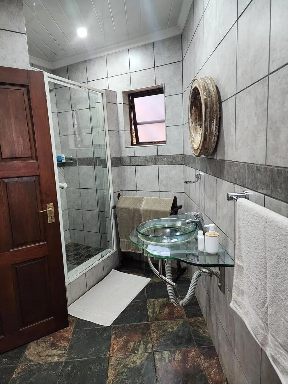 Goodnight Guest Lodge