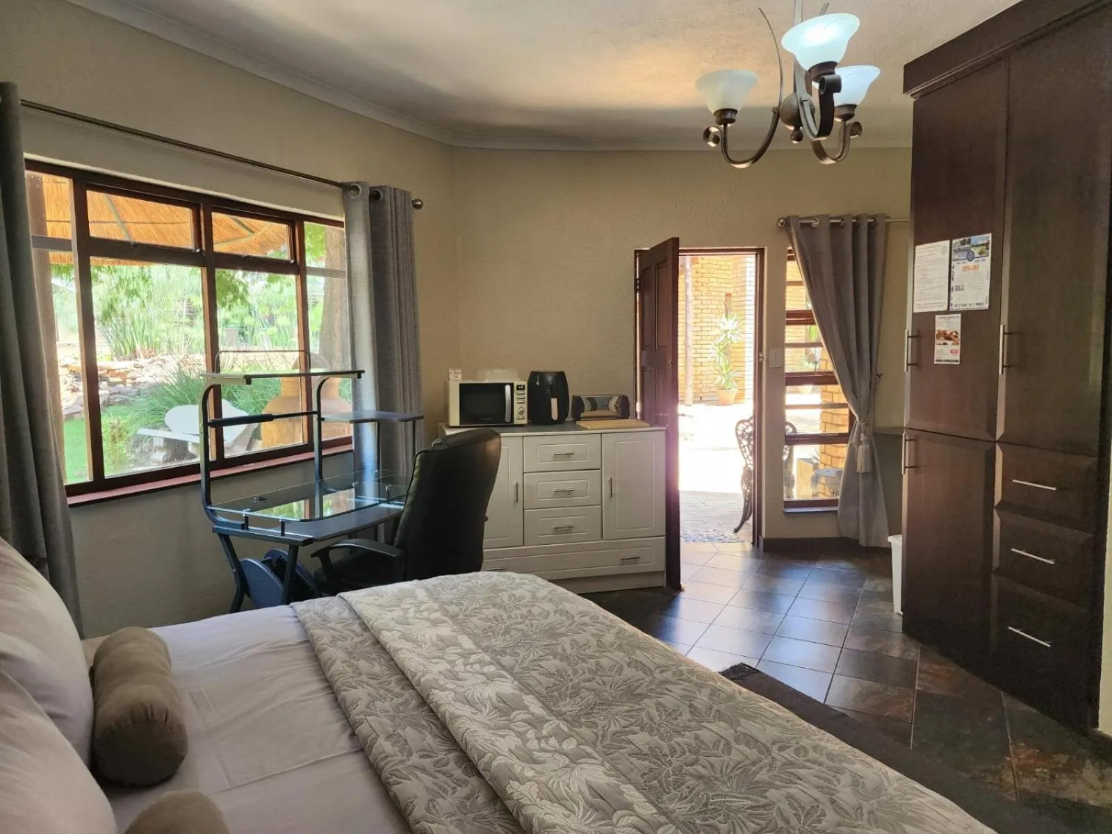 Goodnight Guest Lodge