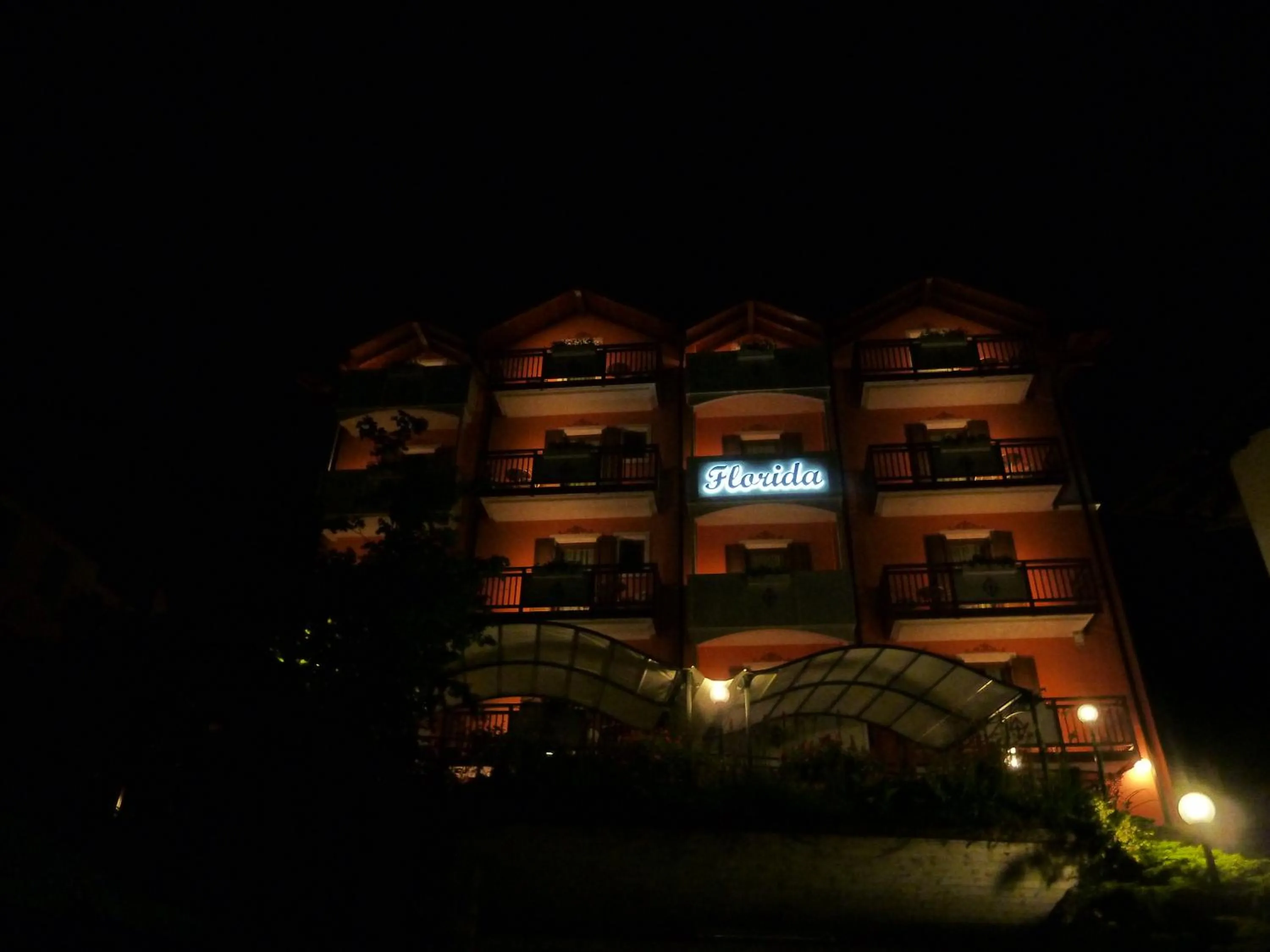 Facade/entrance in Hotel Florida