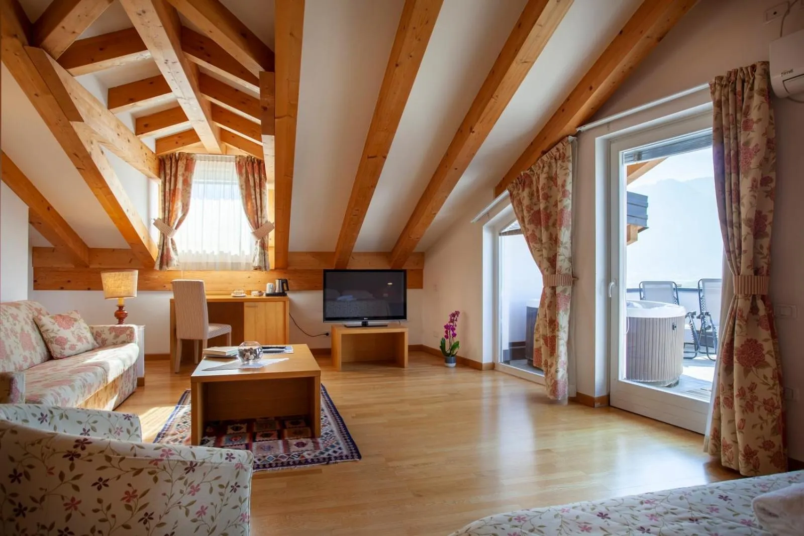 Bedroom in Hotel Romanda