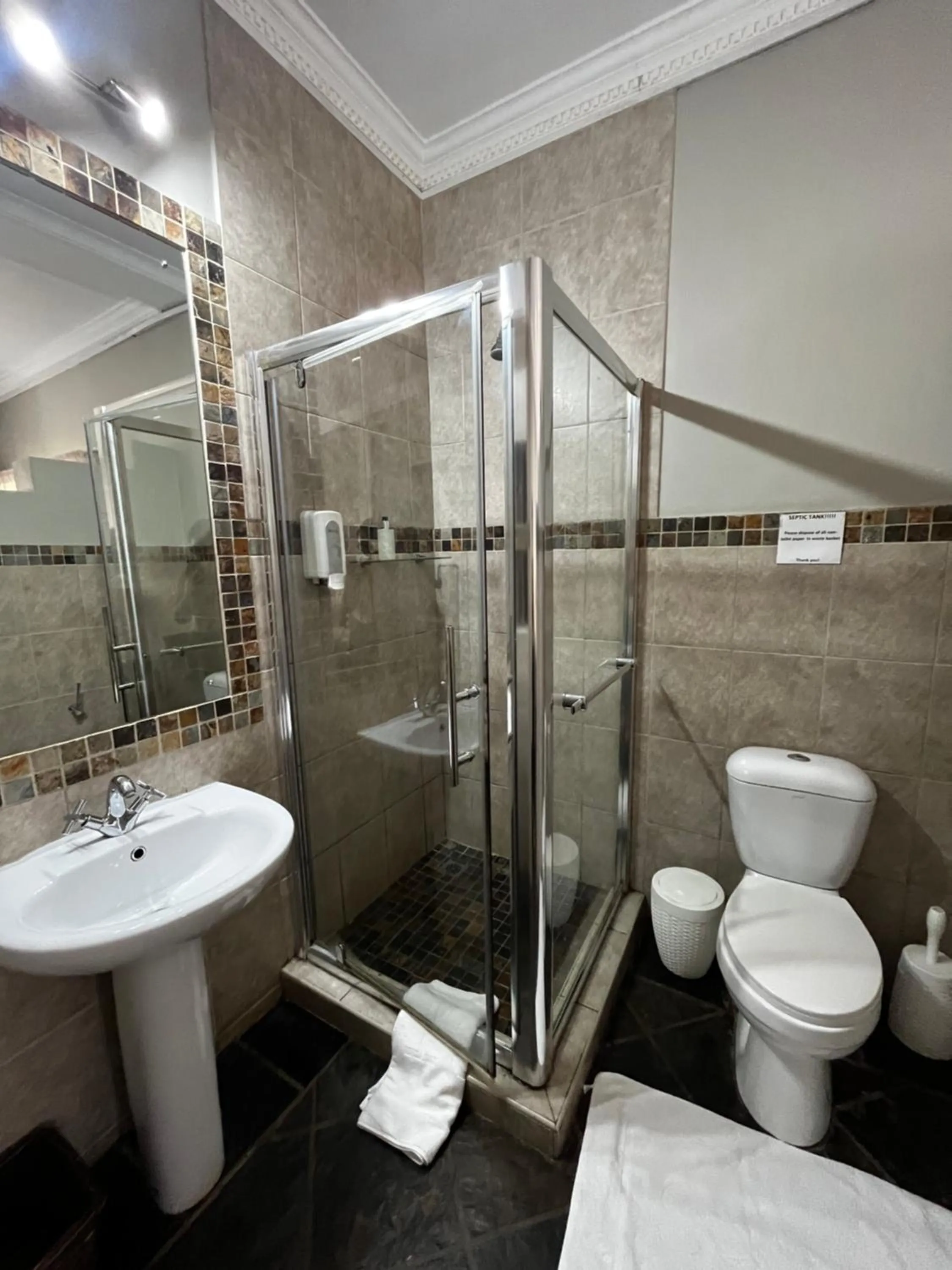 Bathroom in House Haven Guesthouse