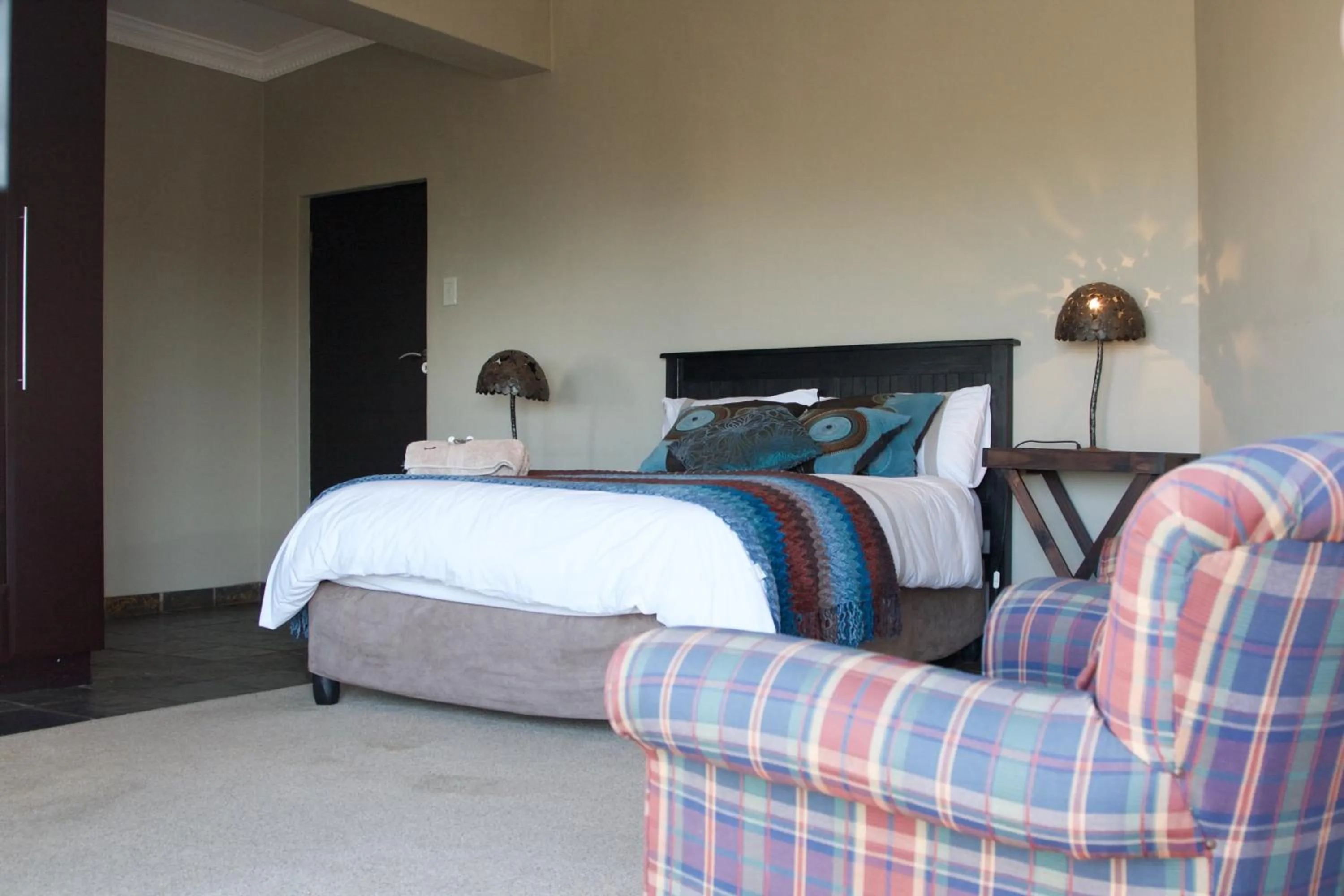 Property building, Bed in House Haven Guesthouse