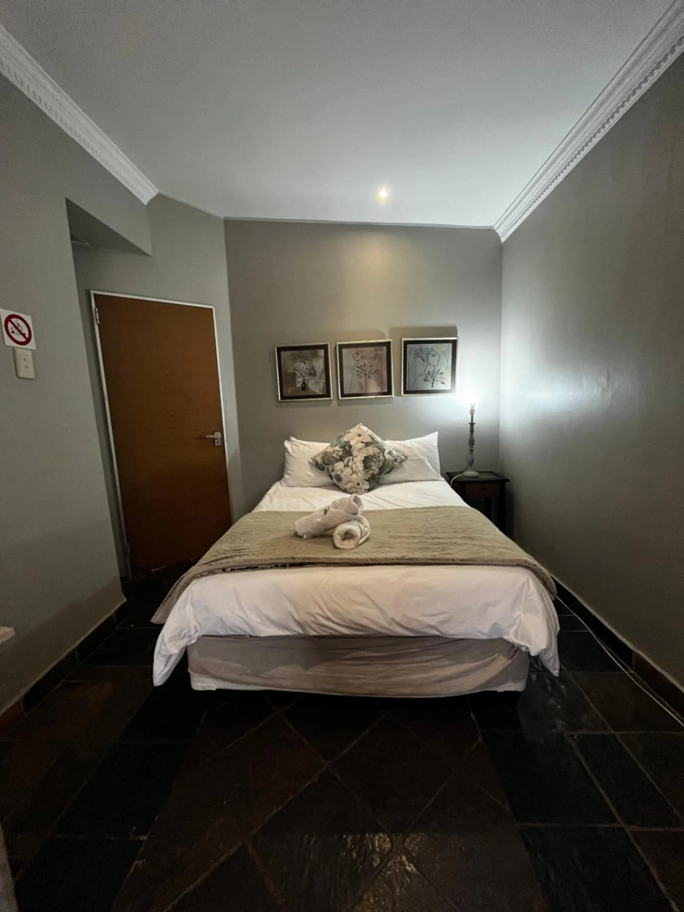 Photo of the whole room, Bed in House Haven Guesthouse