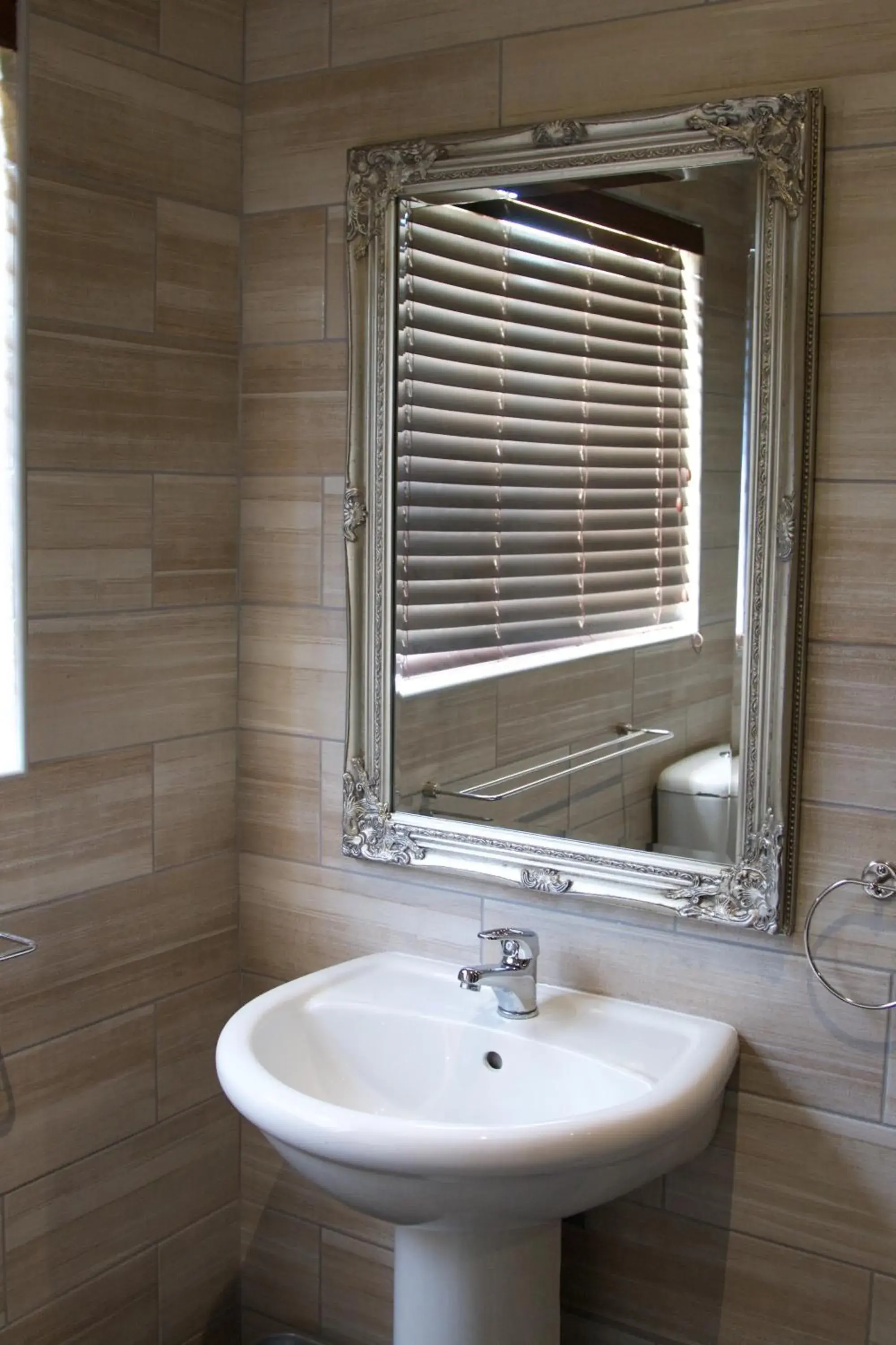 Double Room with Garden View - single occupancy in House Haven Guesthouse Double Room with Garden View - single occupancy in House Haven Guesthouse