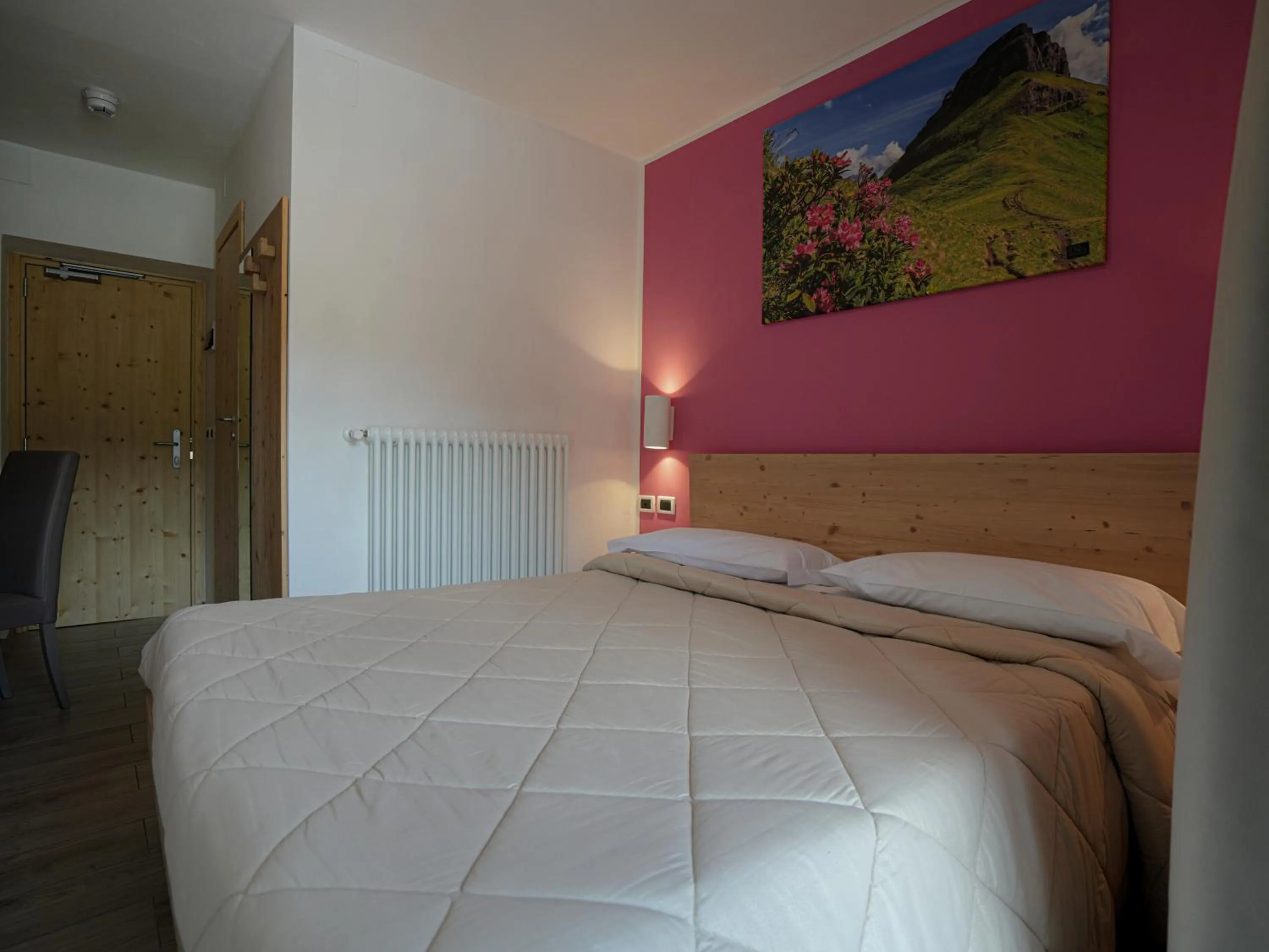 Bedroom, Bed in GH Hotel Monzoni